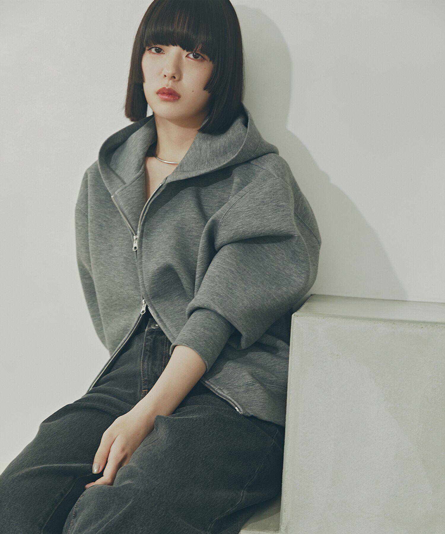  「ダンボールフォルムジップフーディー」|Tシャツ・カットソー|グレー