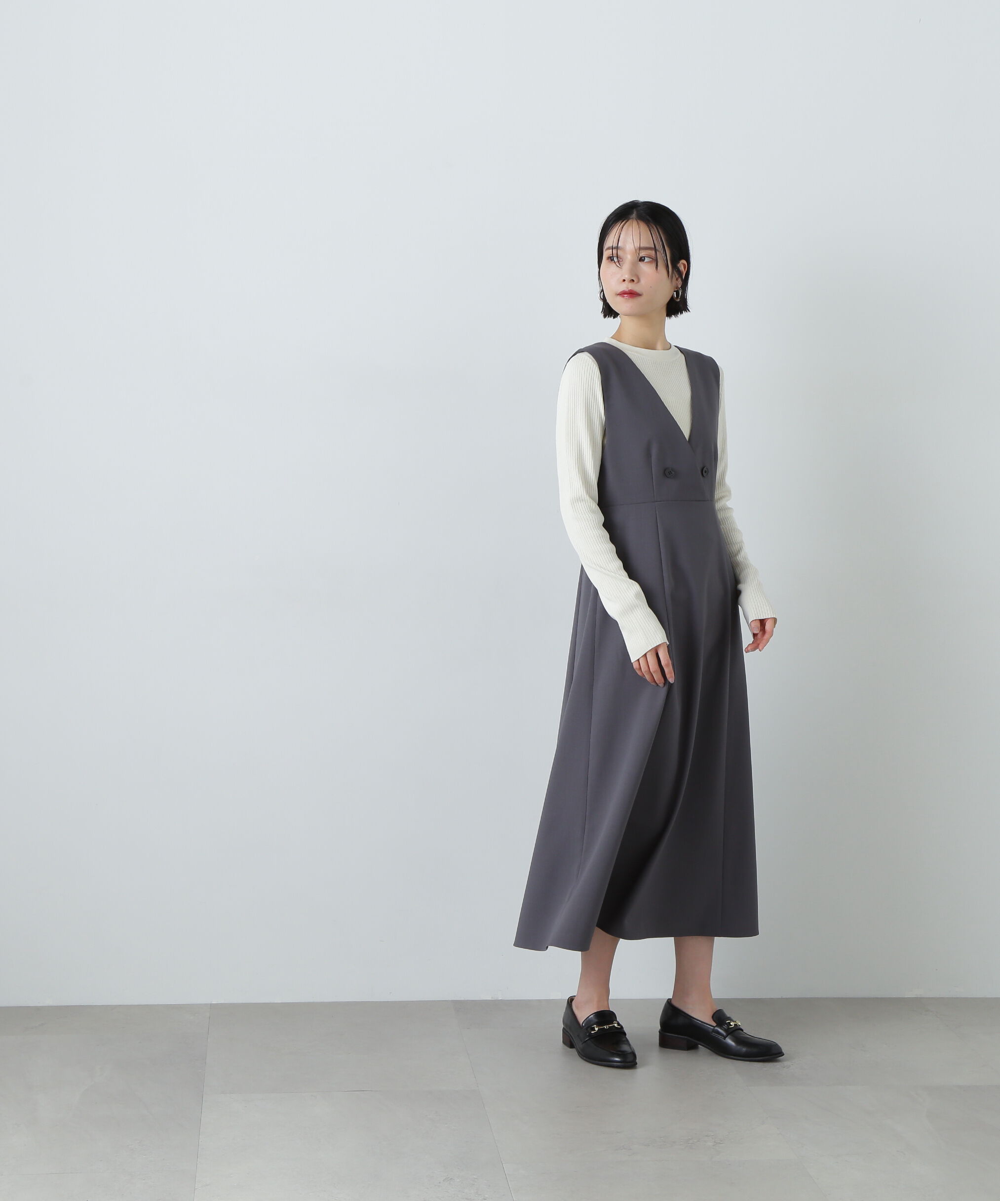  「Vネックフレアジャンパースカート」|ワンピース|