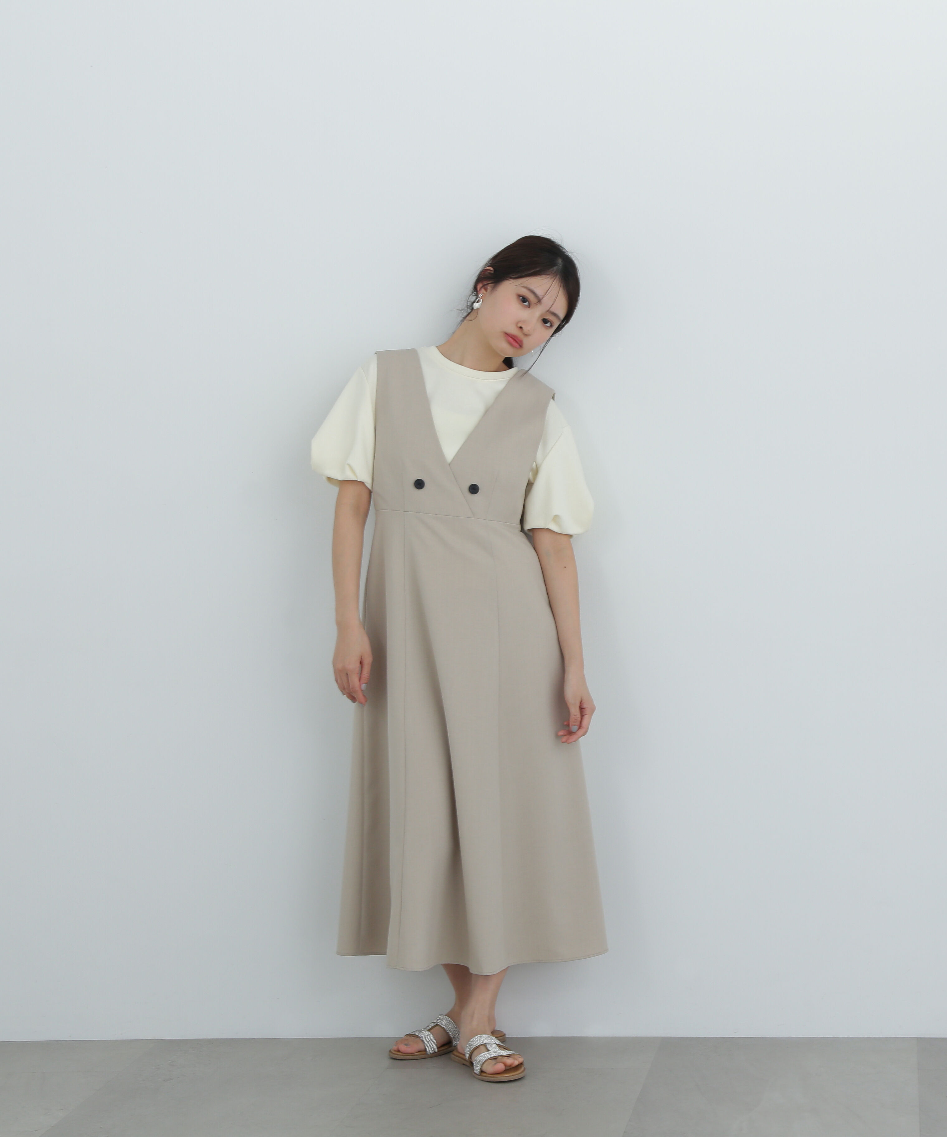  「Vネックフレアジャンパースカート」|ワンピース|