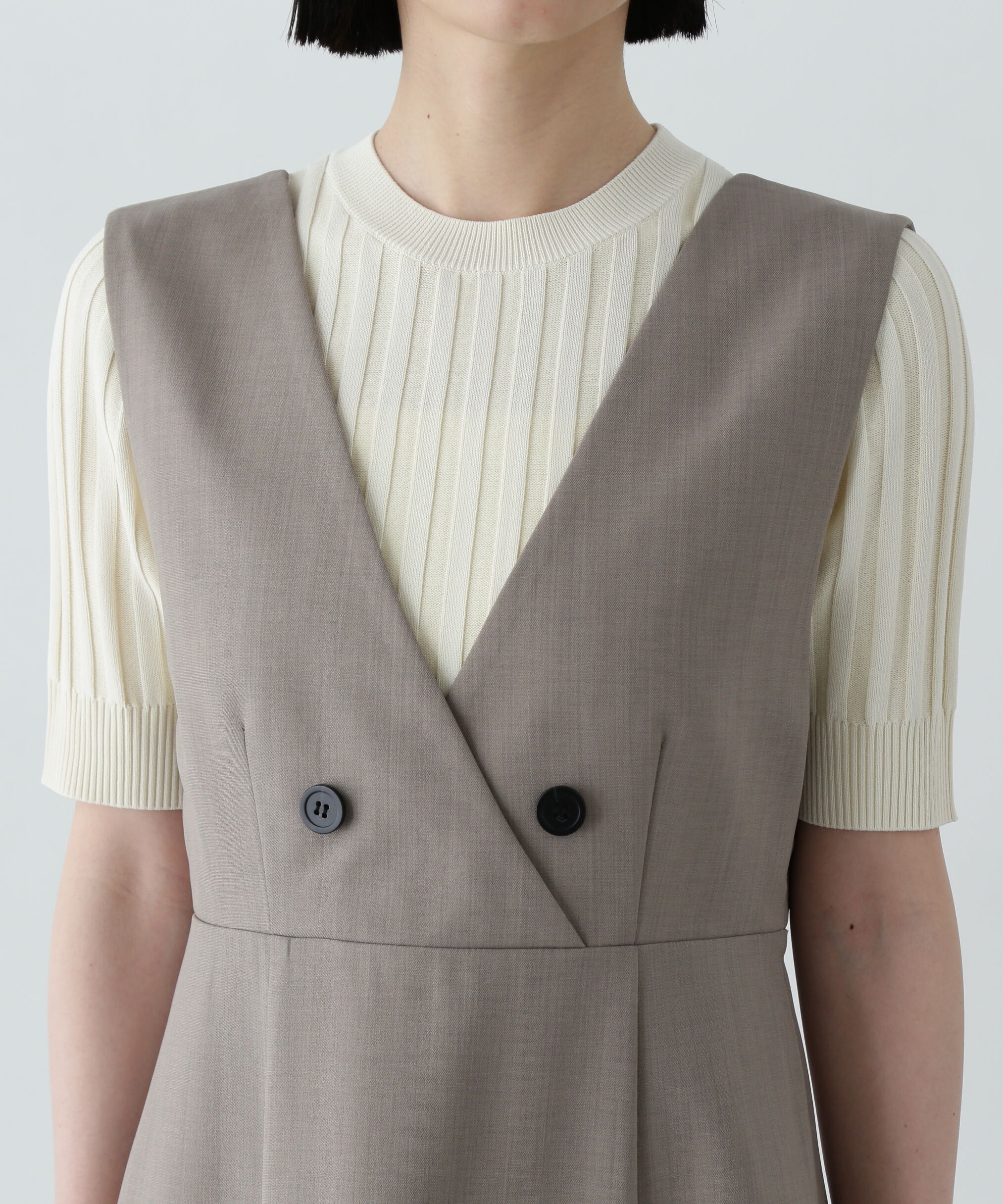  「Vネックフレアジャンパースカート」|ワンピース|