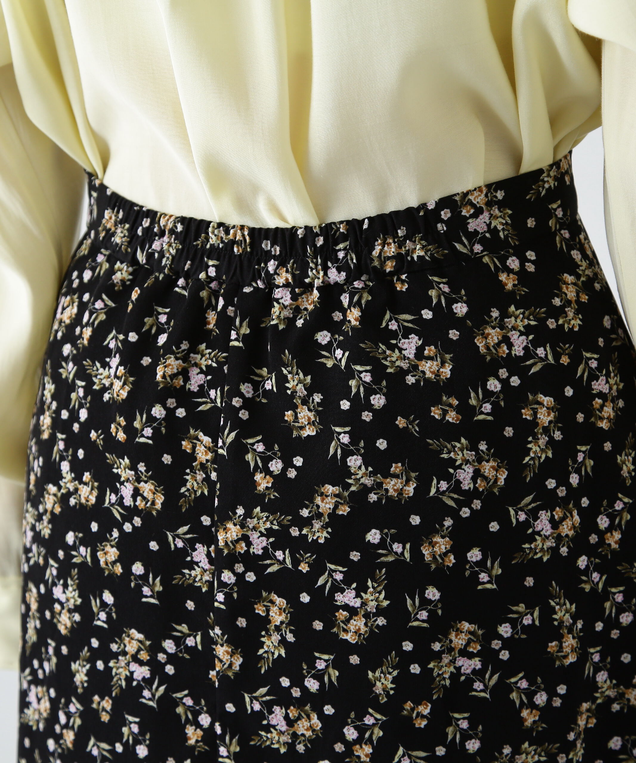  「小花柄スカート」|スカート|