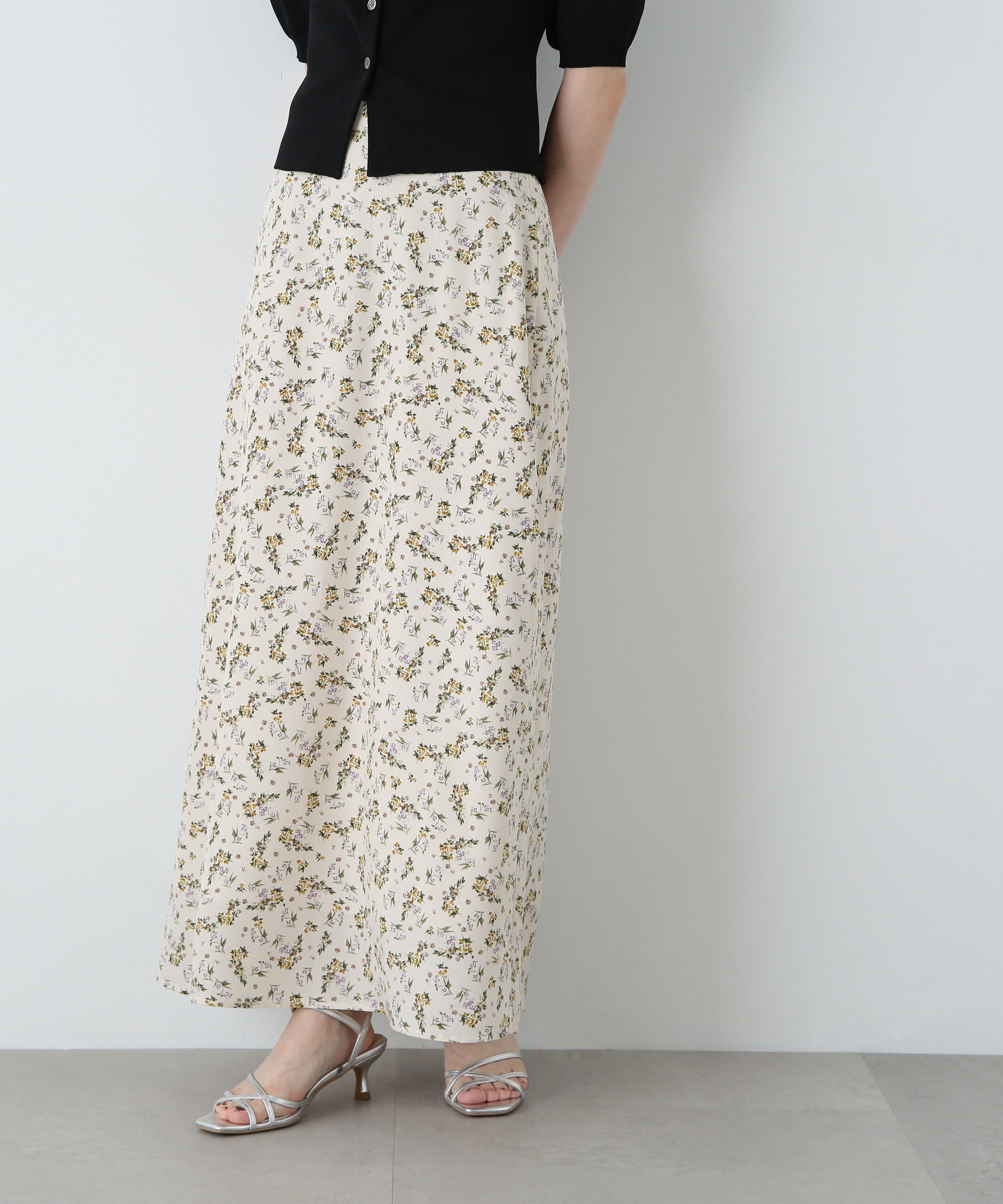  「小花柄スカート」|スカート|