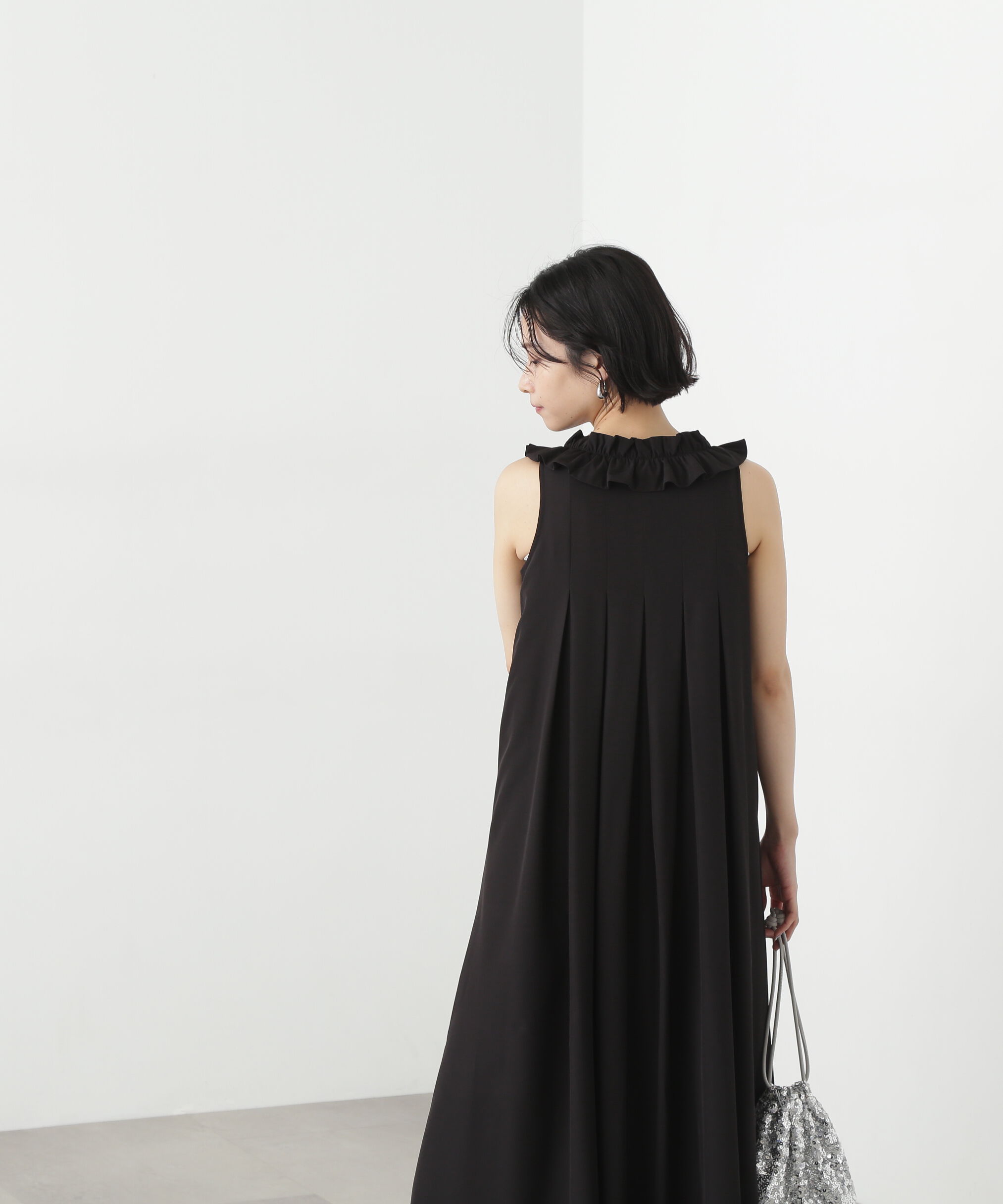  「ラッフルショルダーワンピース」|ワンピース|