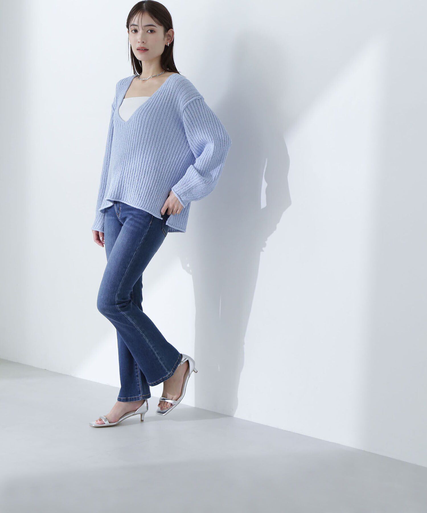  「スリムフレアデニムパンツ」|その他|ミディアムブ 1