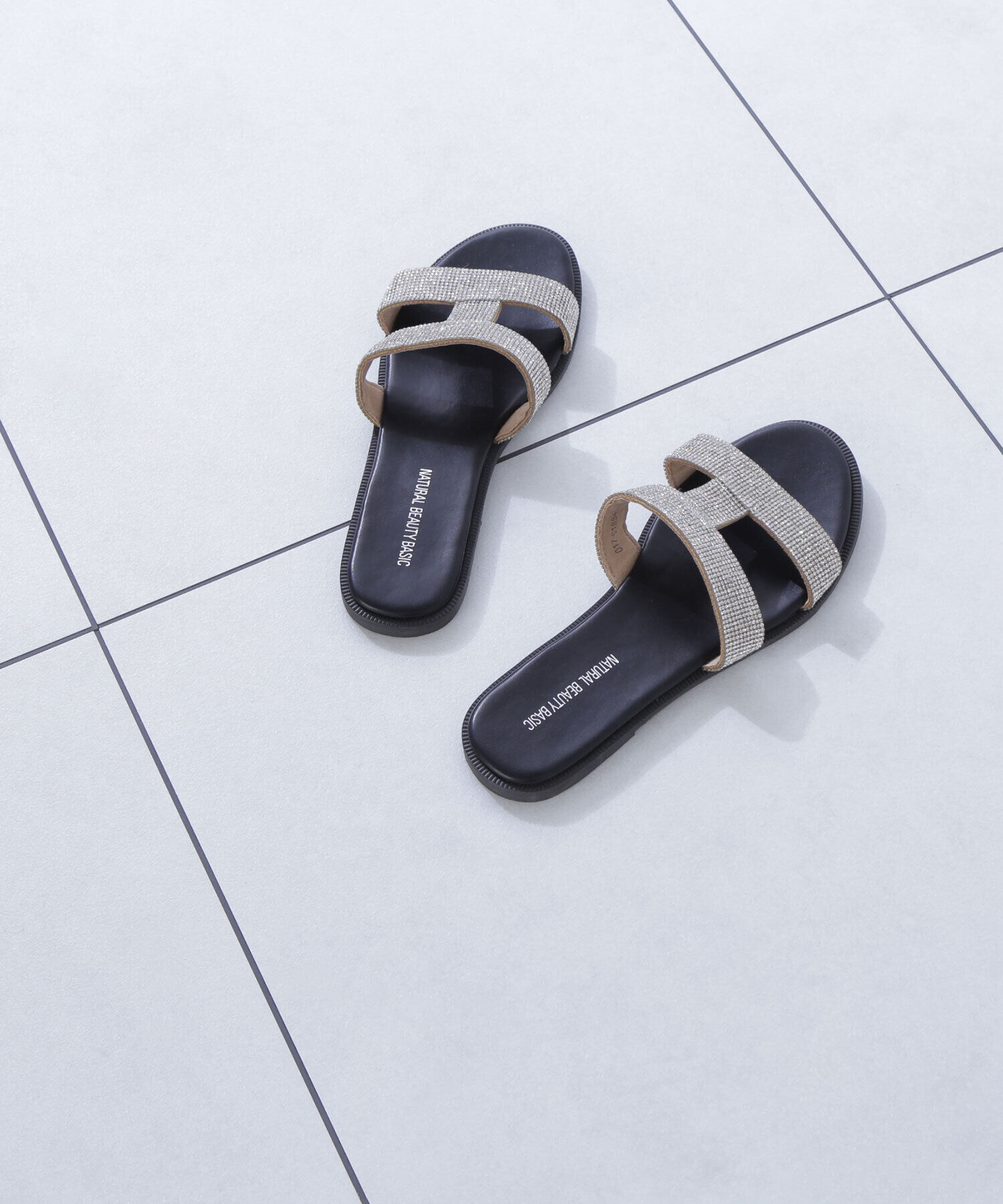  「キラキラフラットサンダル」|その他|クロ