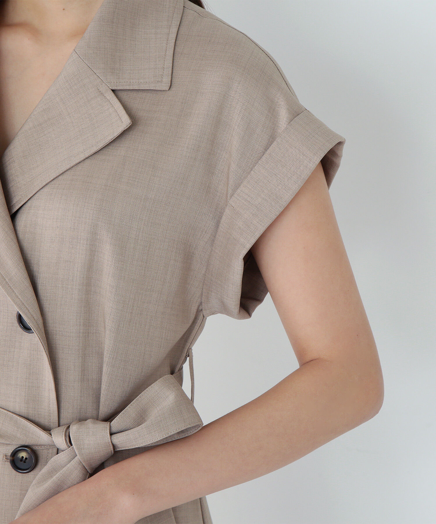  「ベルテッドトレンチワンピース」|ワンピース|