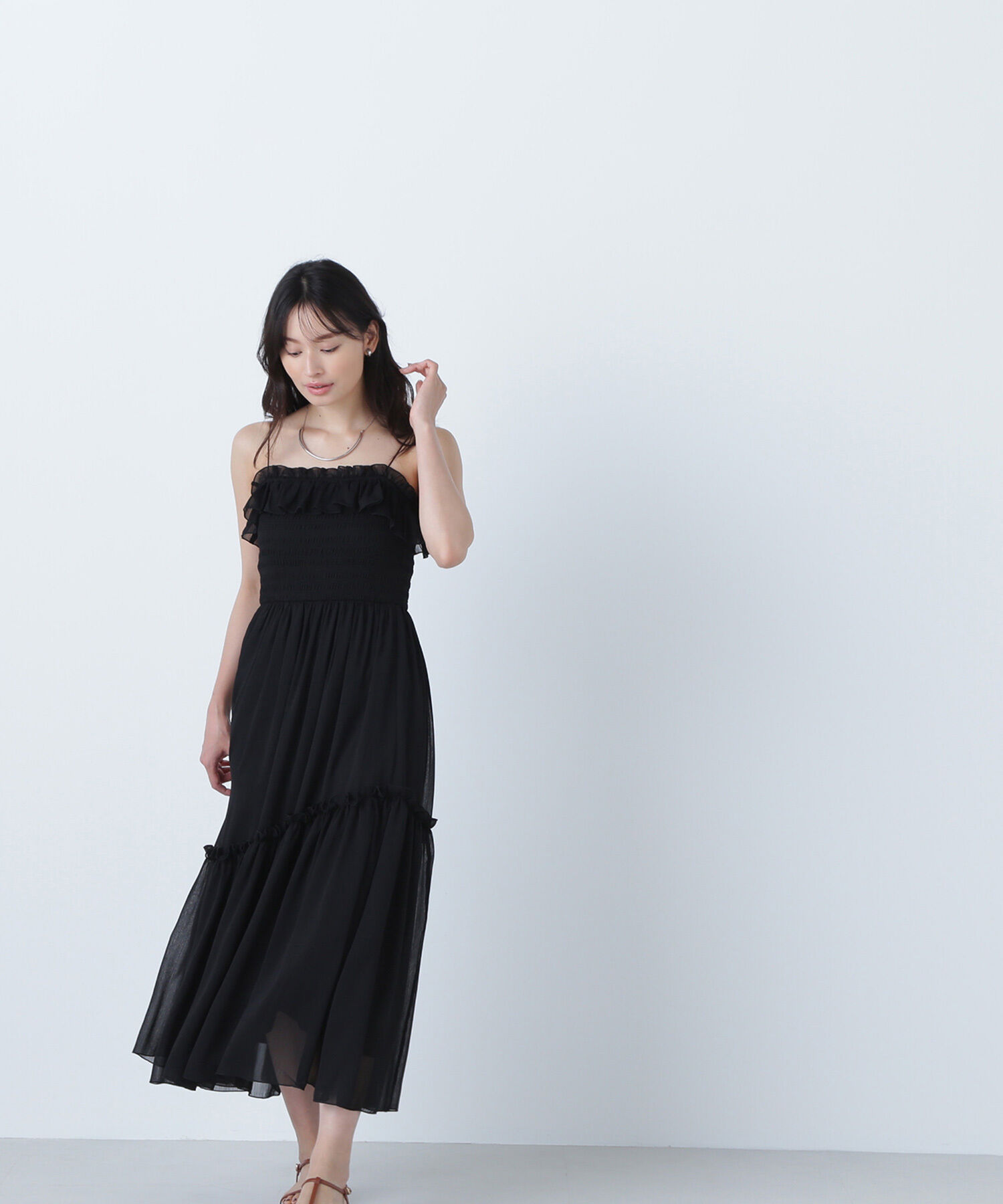  「フリルシャーリングキャミワンピース」|ワンピース|