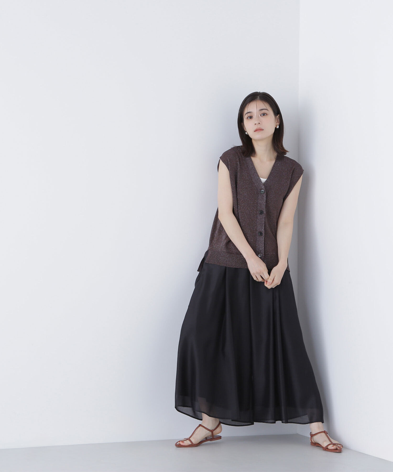  「スパークVネックニットベスト」|ニット・セーター|