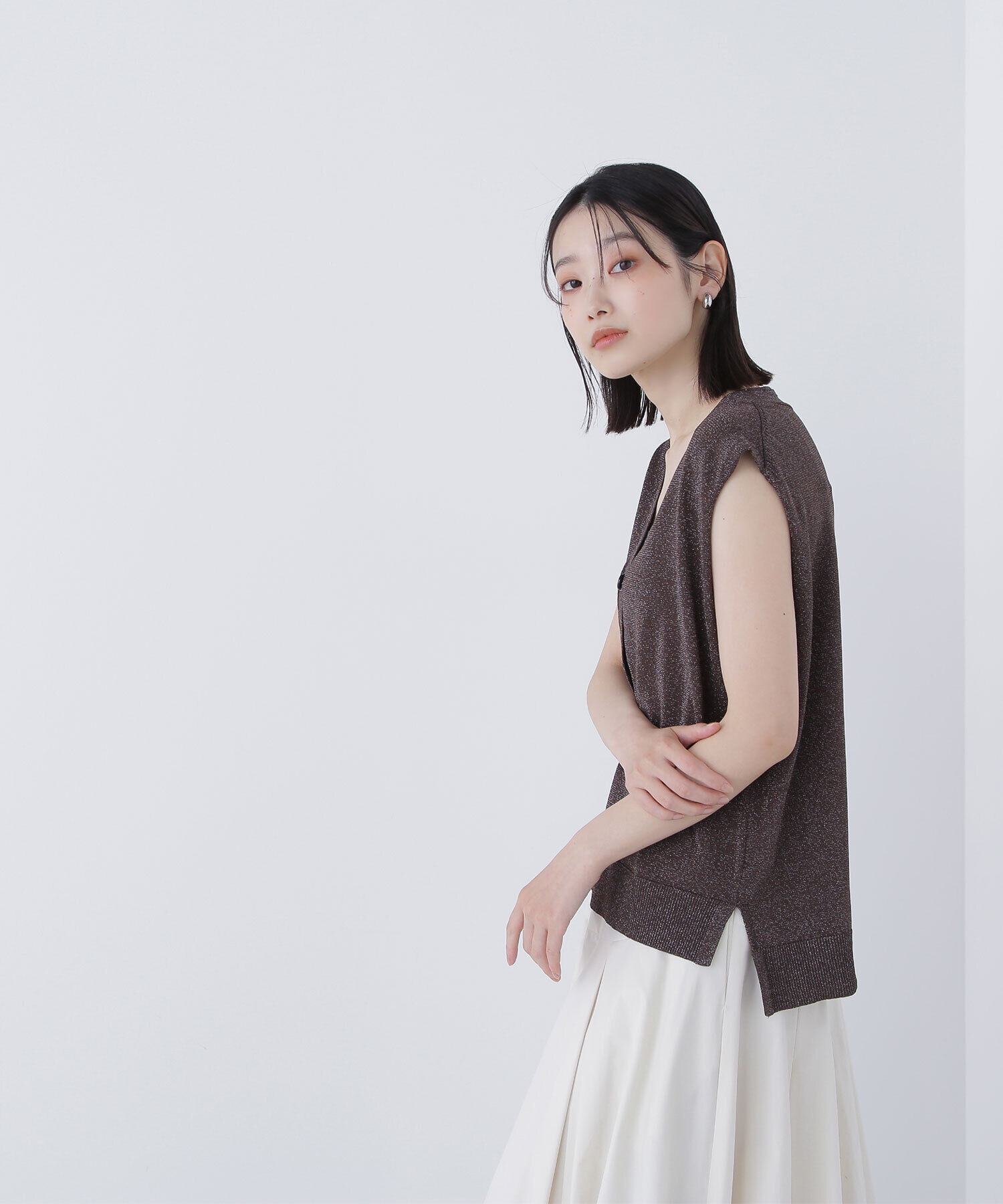  「スパークVネックニットベスト」|ニット・セーター|