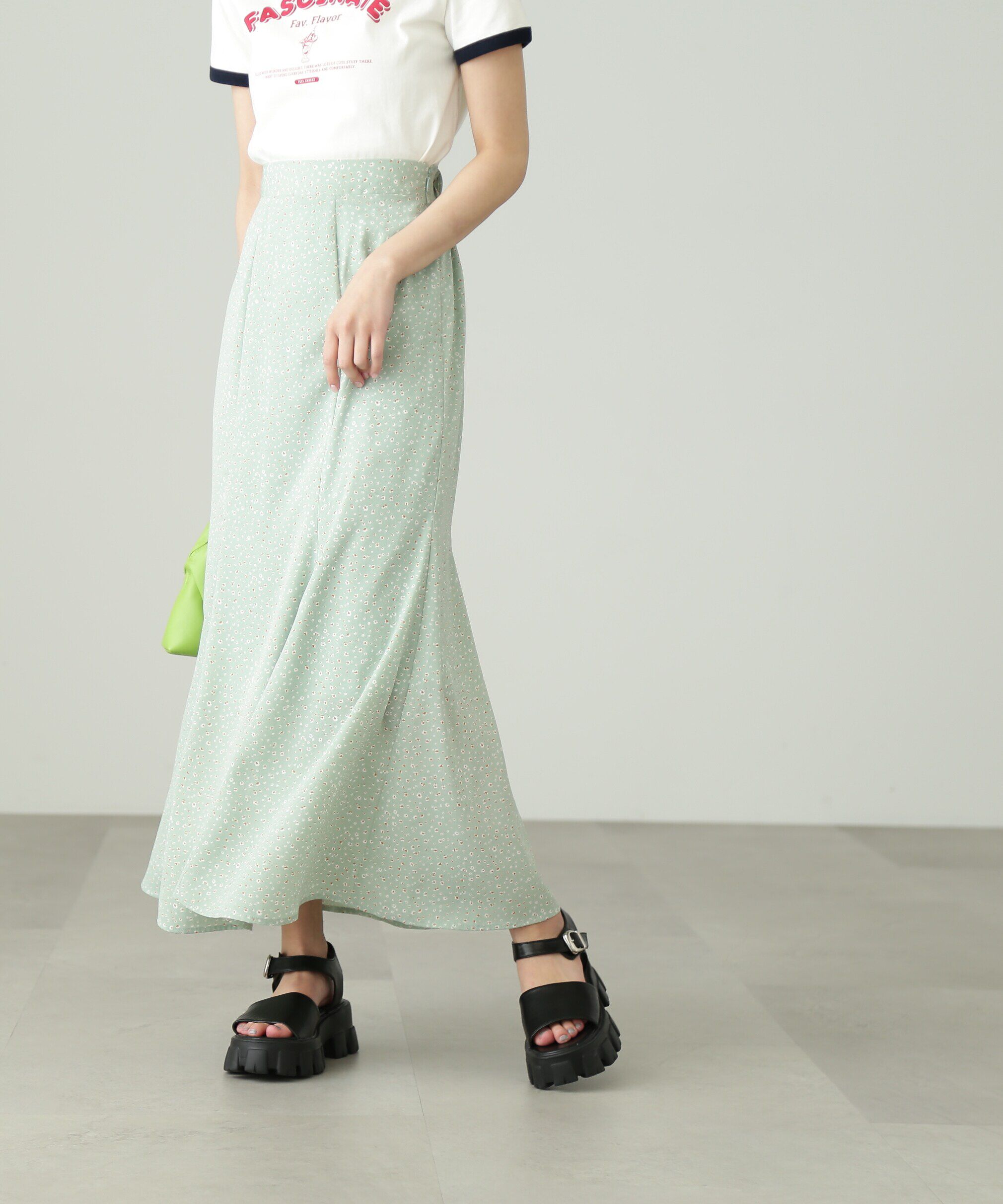  「[Sシリーズ対応商品]フラワープリントマーメイドスカート」|スカート|ライトグリー 1