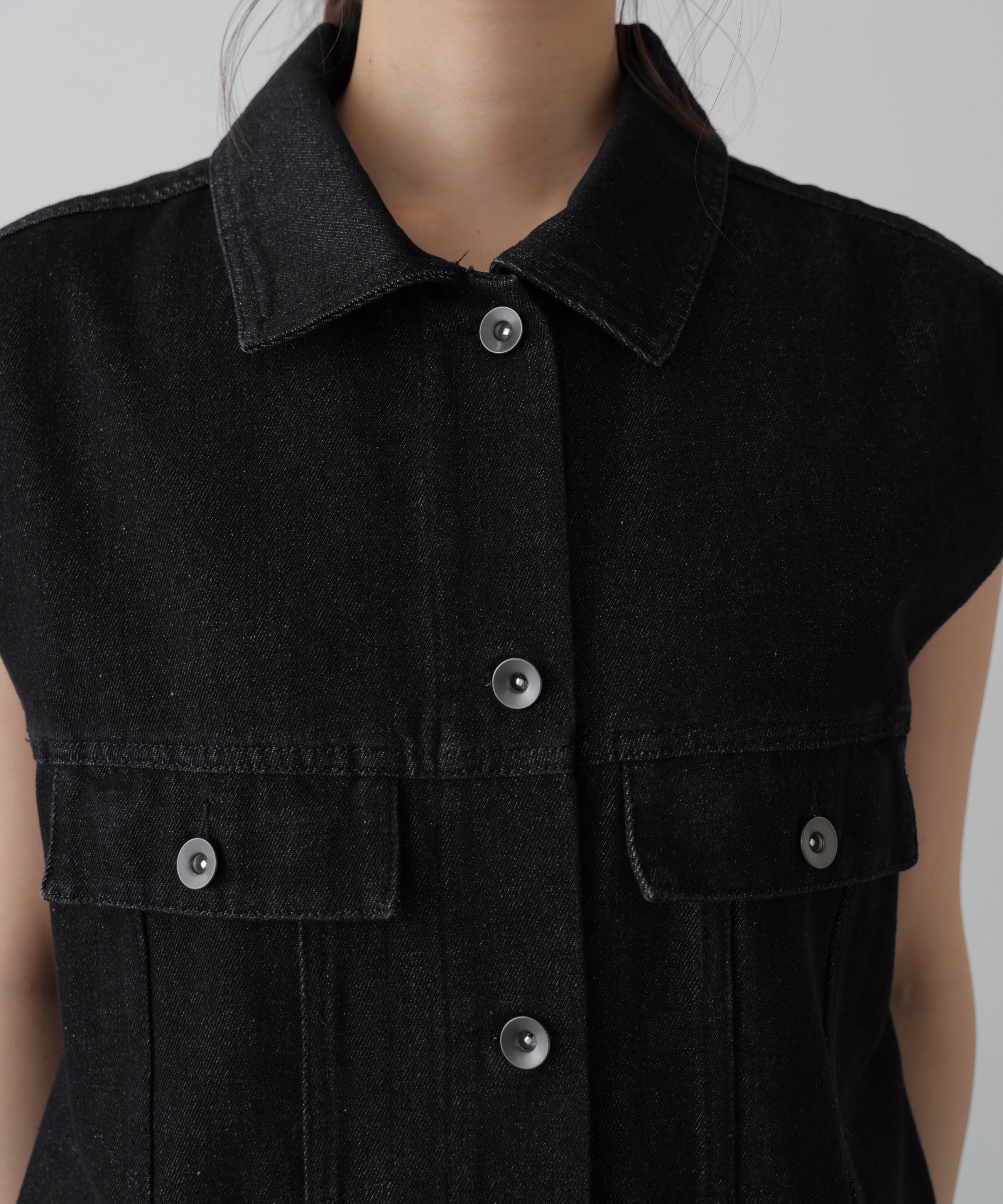  「ミドル丈デニムベスト」|ブルゾン・スタジャン|