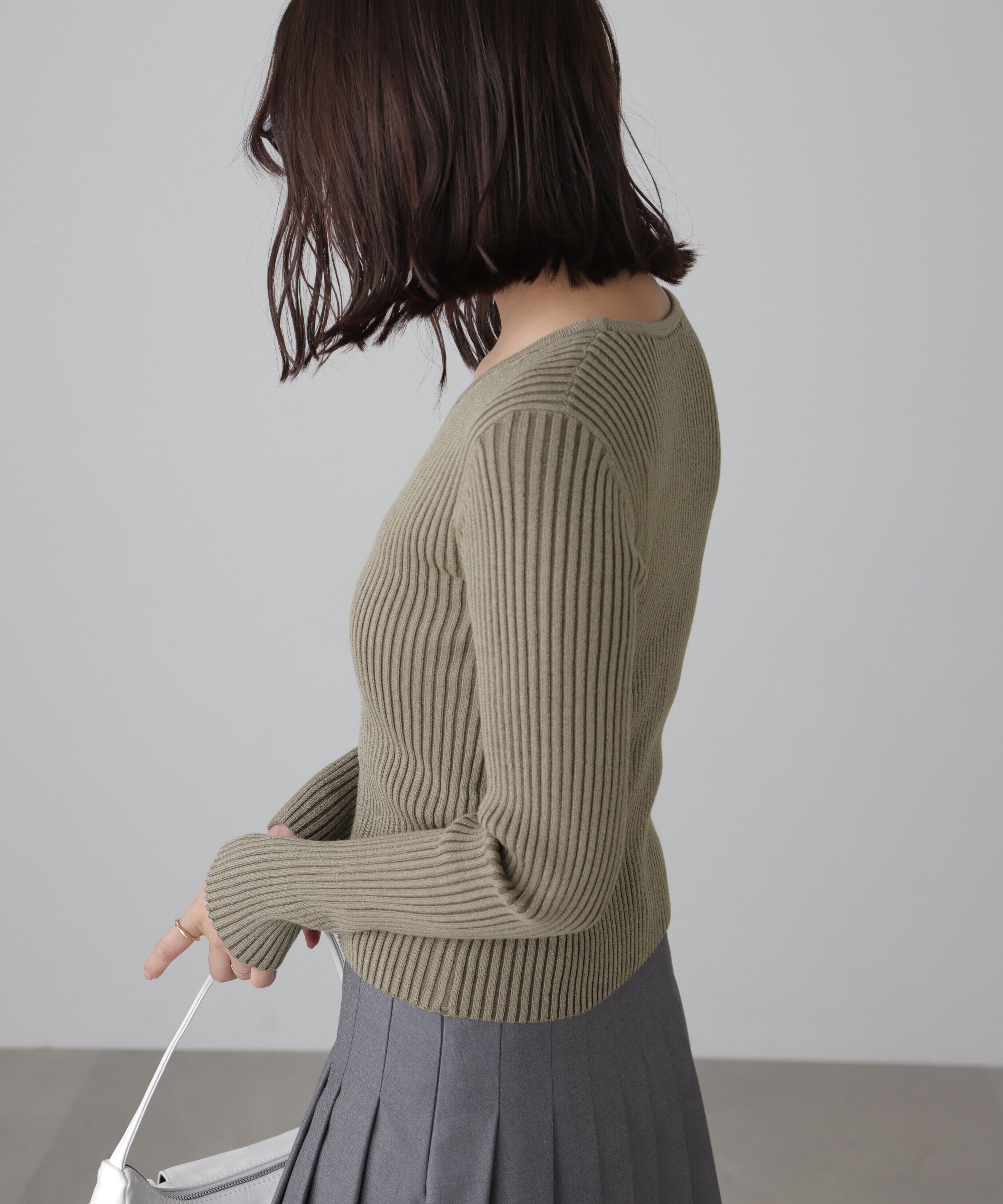  「フロントジップリブVネックニット」|ニット・セーター|