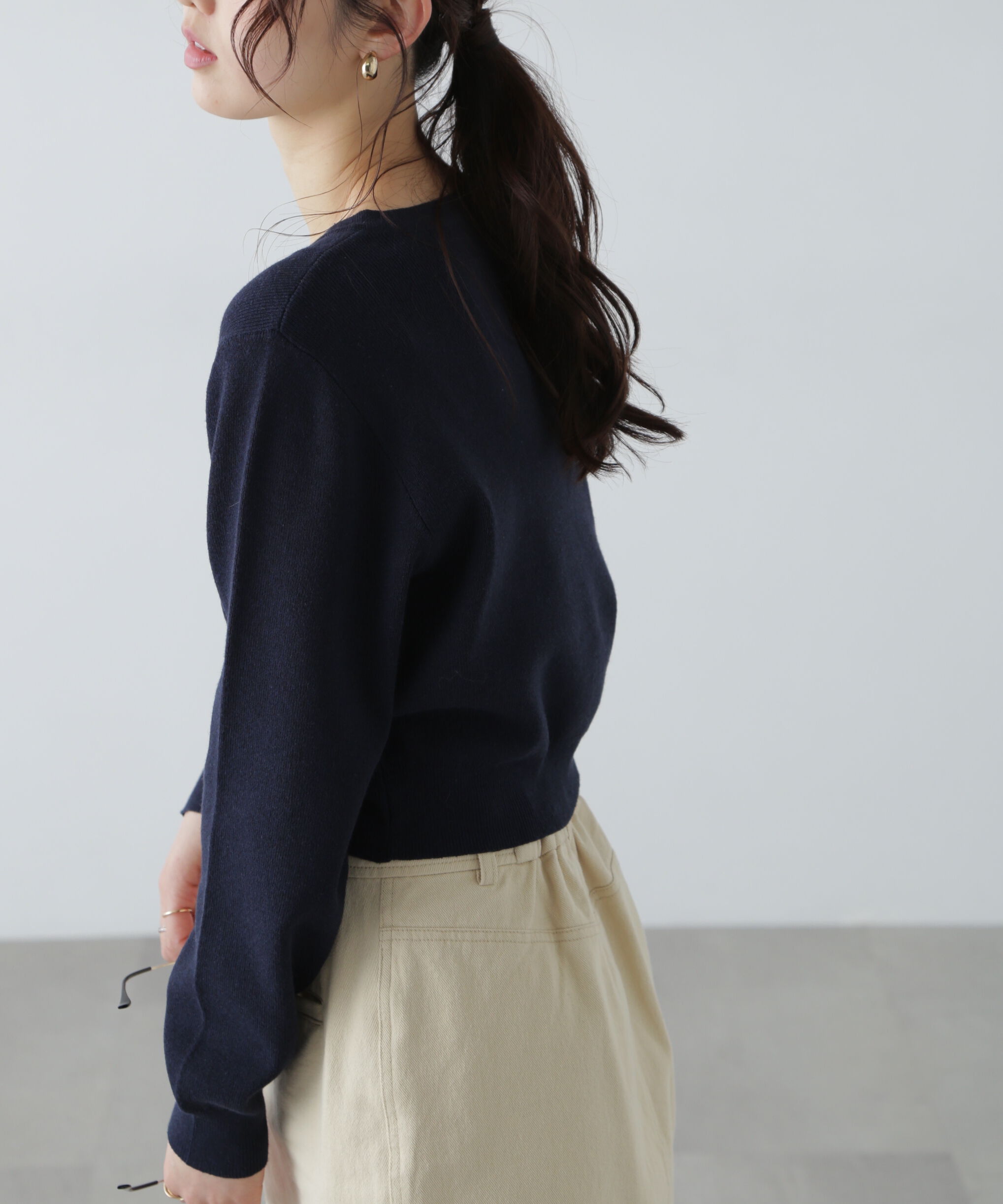  「ドットボタンクルーネックカーディガン」|ニット・セーター|