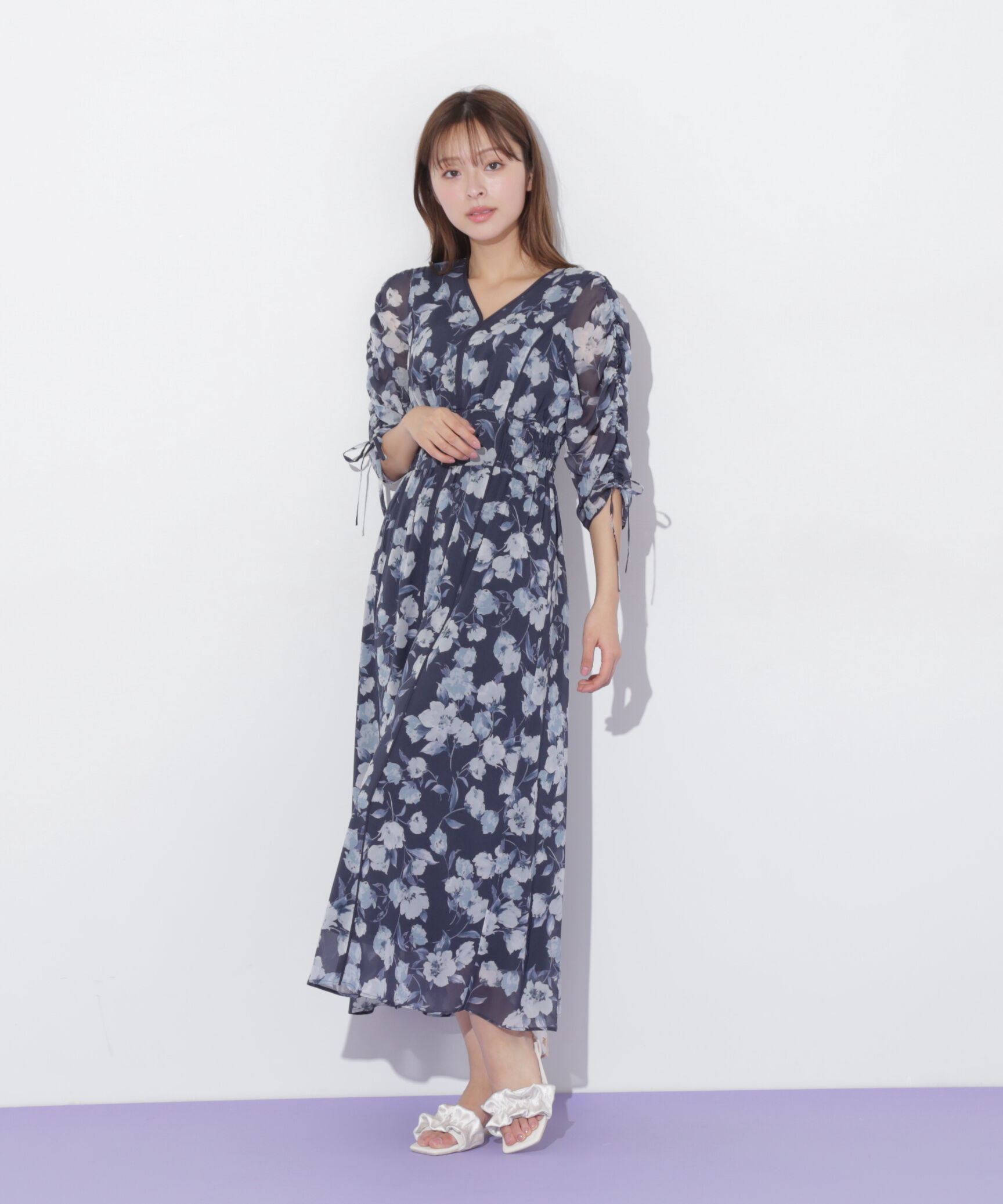  「フラワープリントバイカラーワンピース」|ワンピース|ネイビー