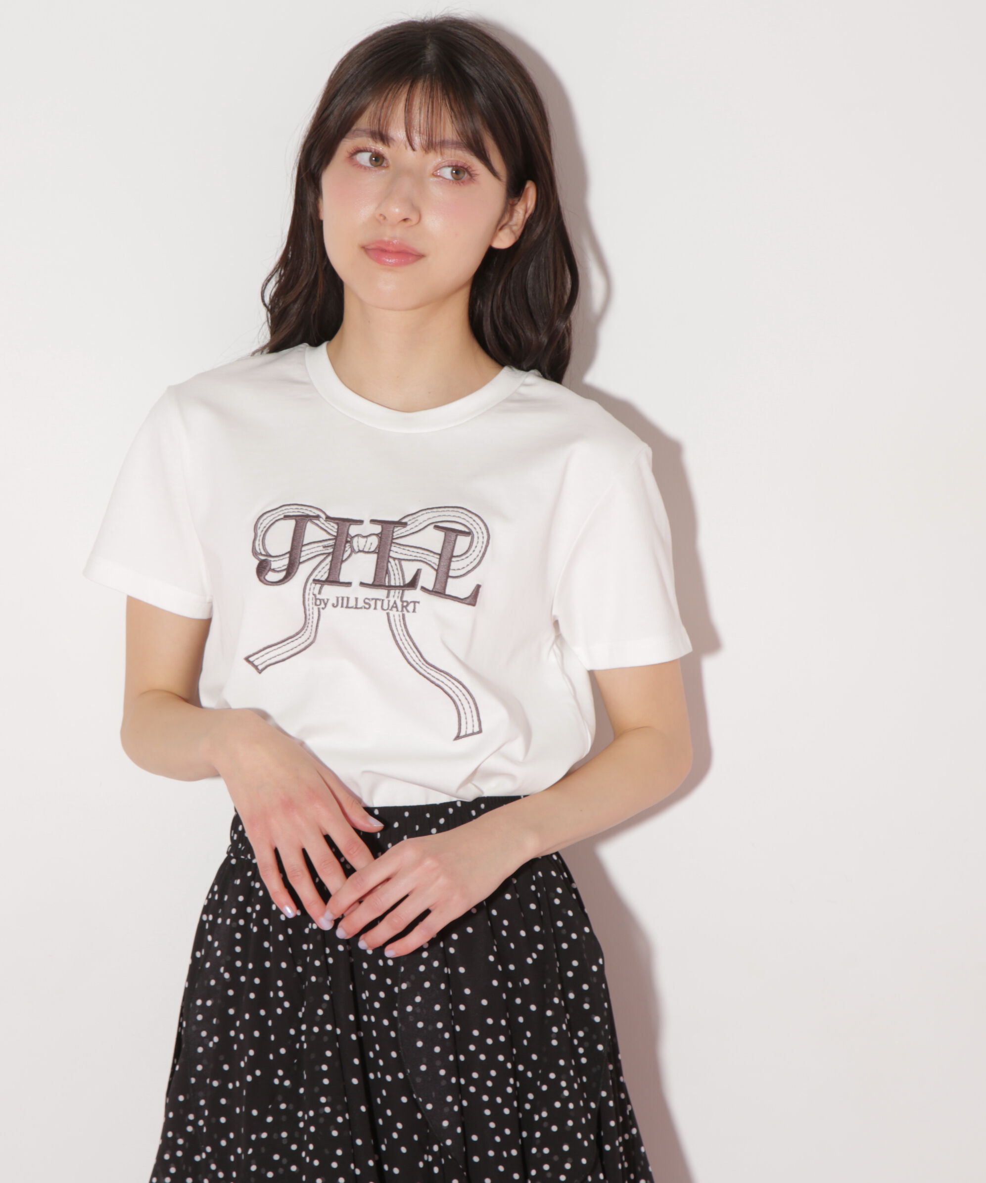  「ビッグリボンロゴ刺繍Tシャツ」|Tシャツ・カットソー|