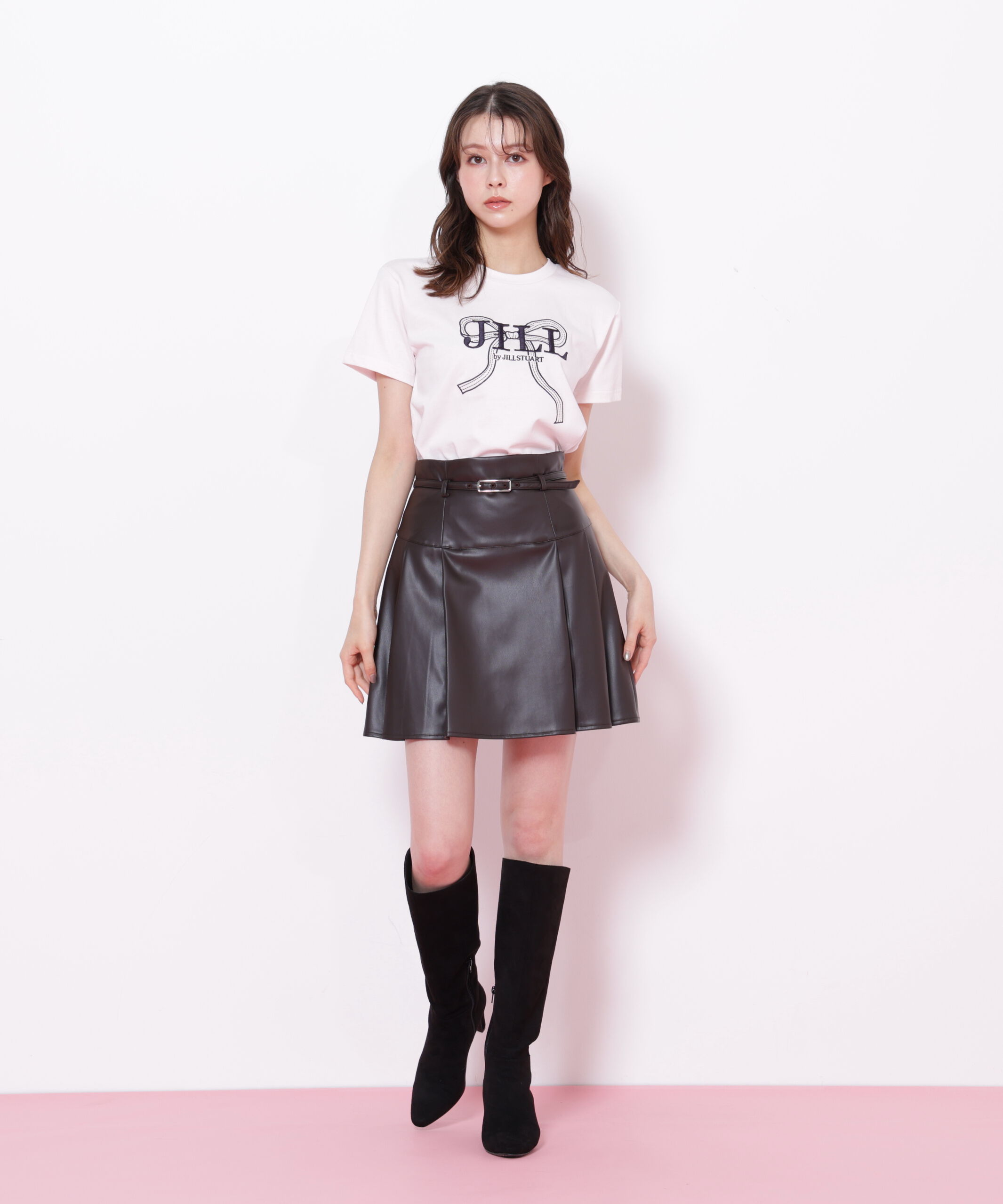  「ビッグリボンロゴ刺繍Tシャツ」|Tシャツ・カットソー|