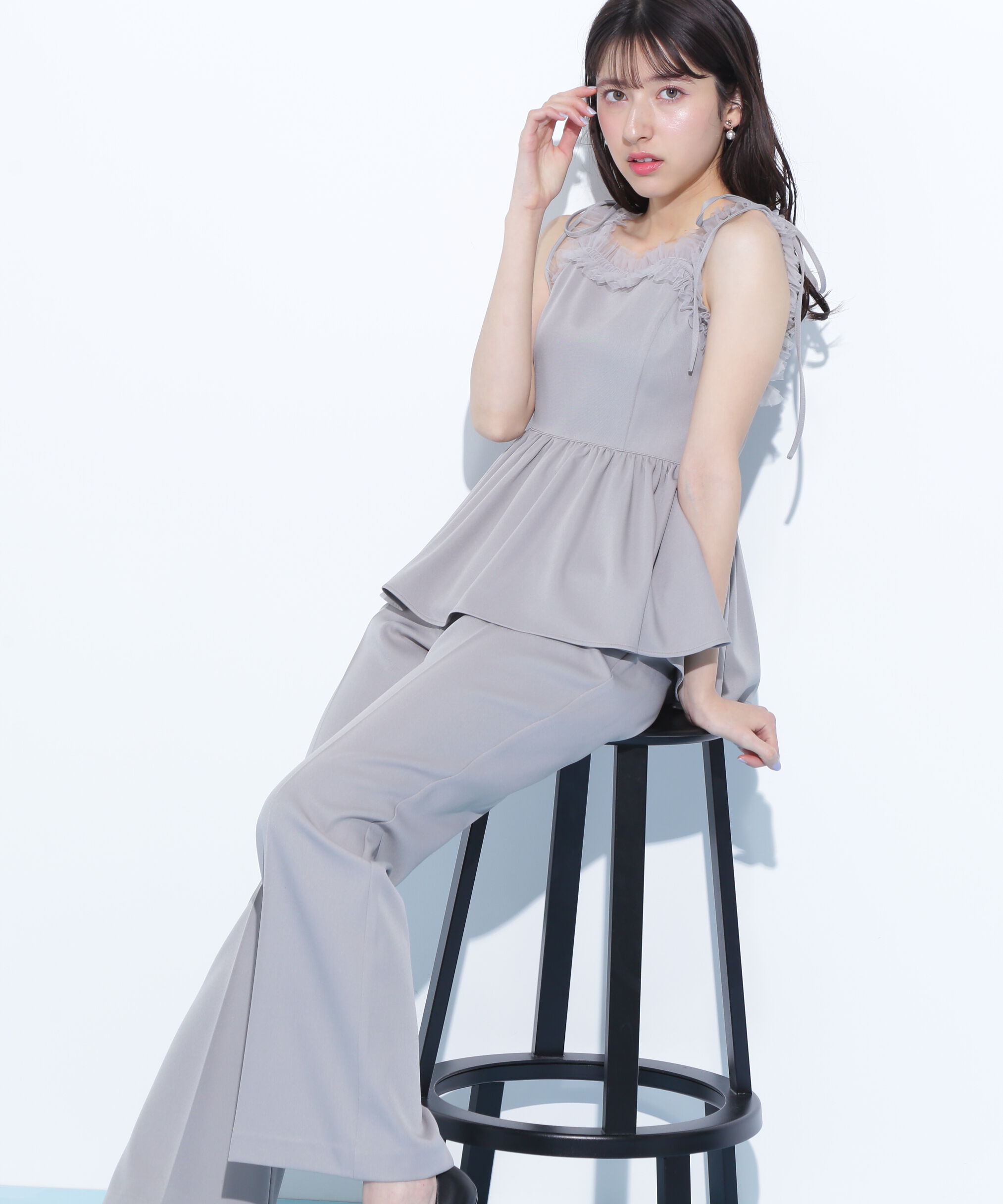  「ペプラムキャミフレアパンツセットアップ」|ワンピース|グレー