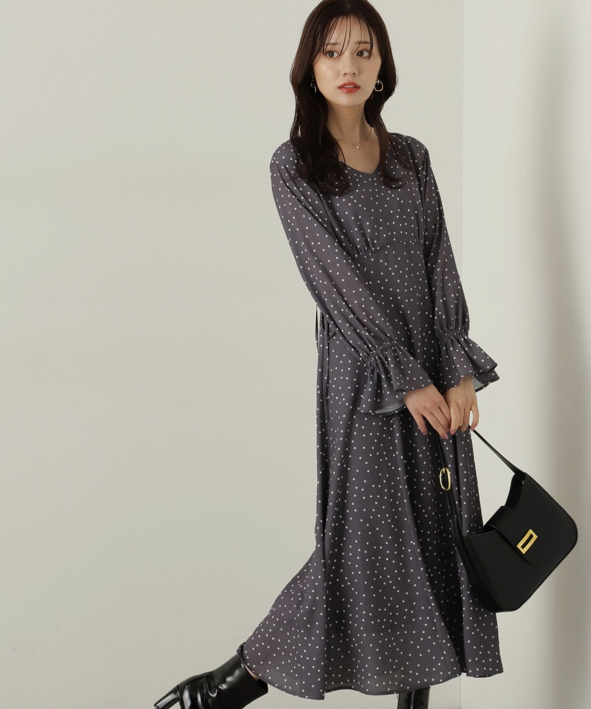 PROPORTION BODY DRESSING「リボン付きドット柄ワンピース」|ワンピース|チャコール2