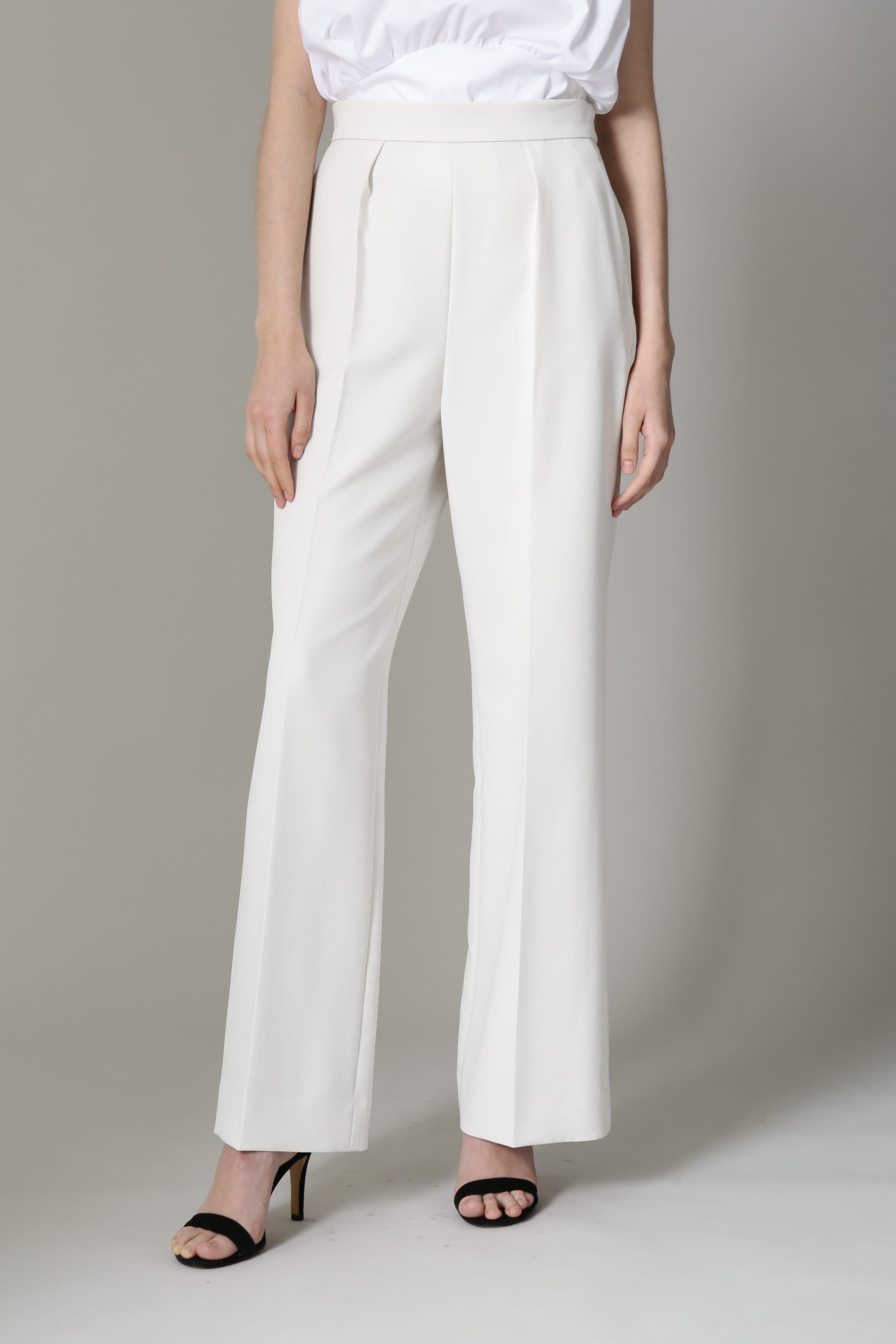  「[URBAN PRECIOUS]タックワイドパンツ」|その他|エクリュ1