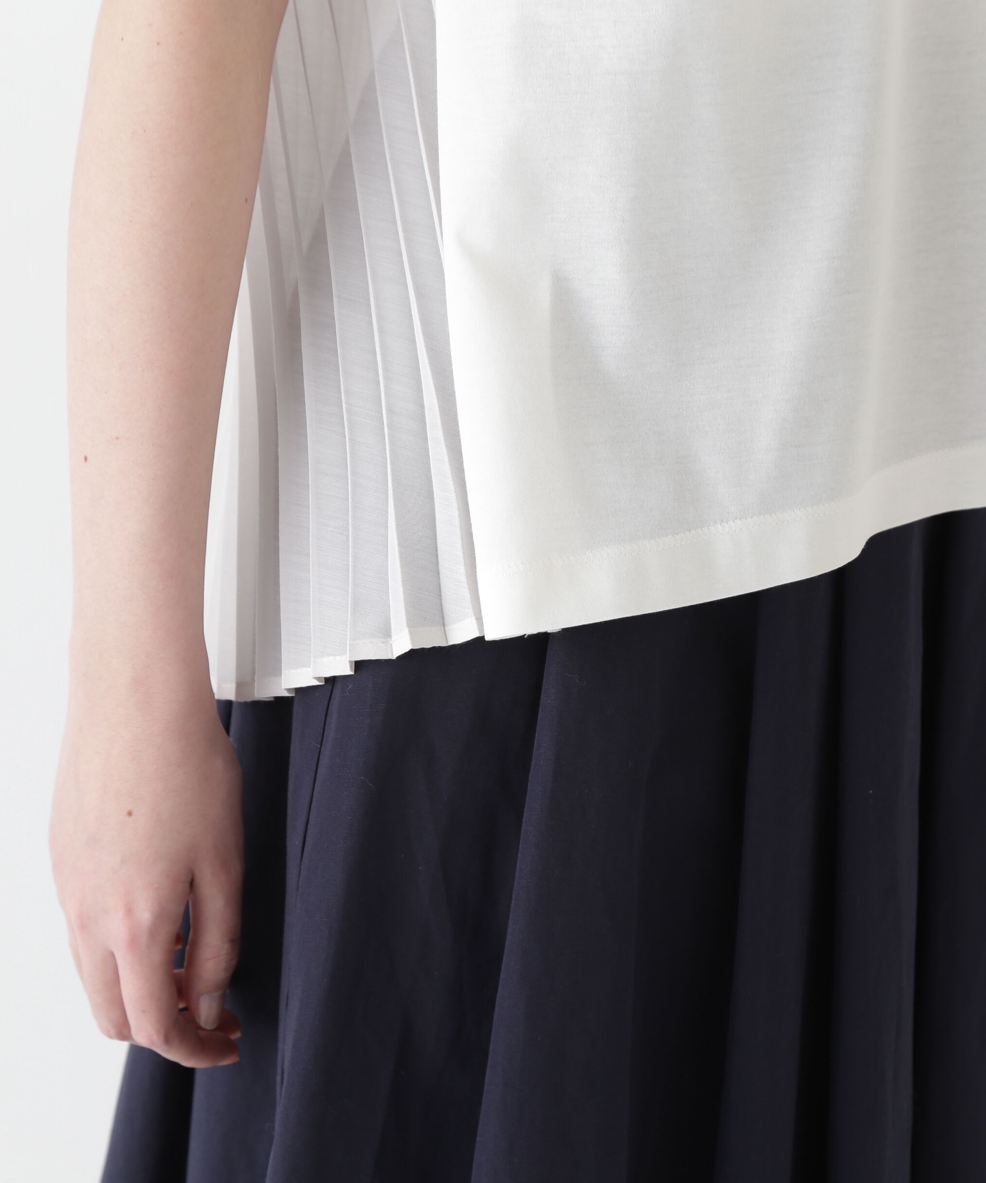  「◆【接触冷感】プリーツドッキングカットソープルオーバー」|Tシャツ・カットソー|