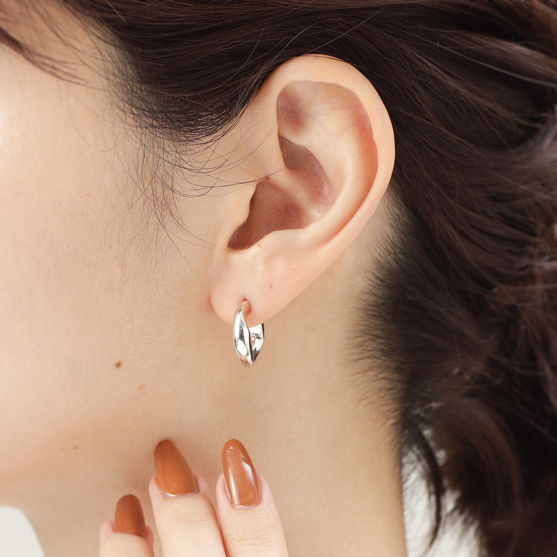 COCOSHNIK ONKITSCH「シルバー チェーンピアス カーブチェーンシングル」|ピアス|