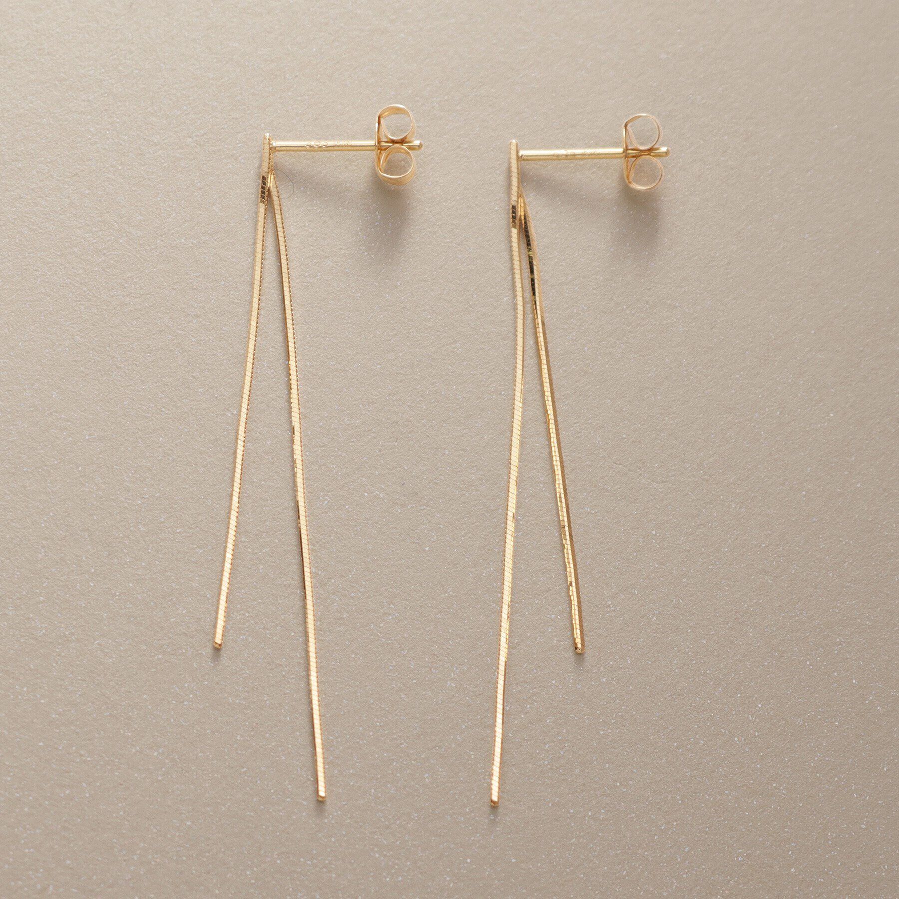 COCOSHNIK「K18コンパクトフリンジ スタッドピアス」|ピアス|