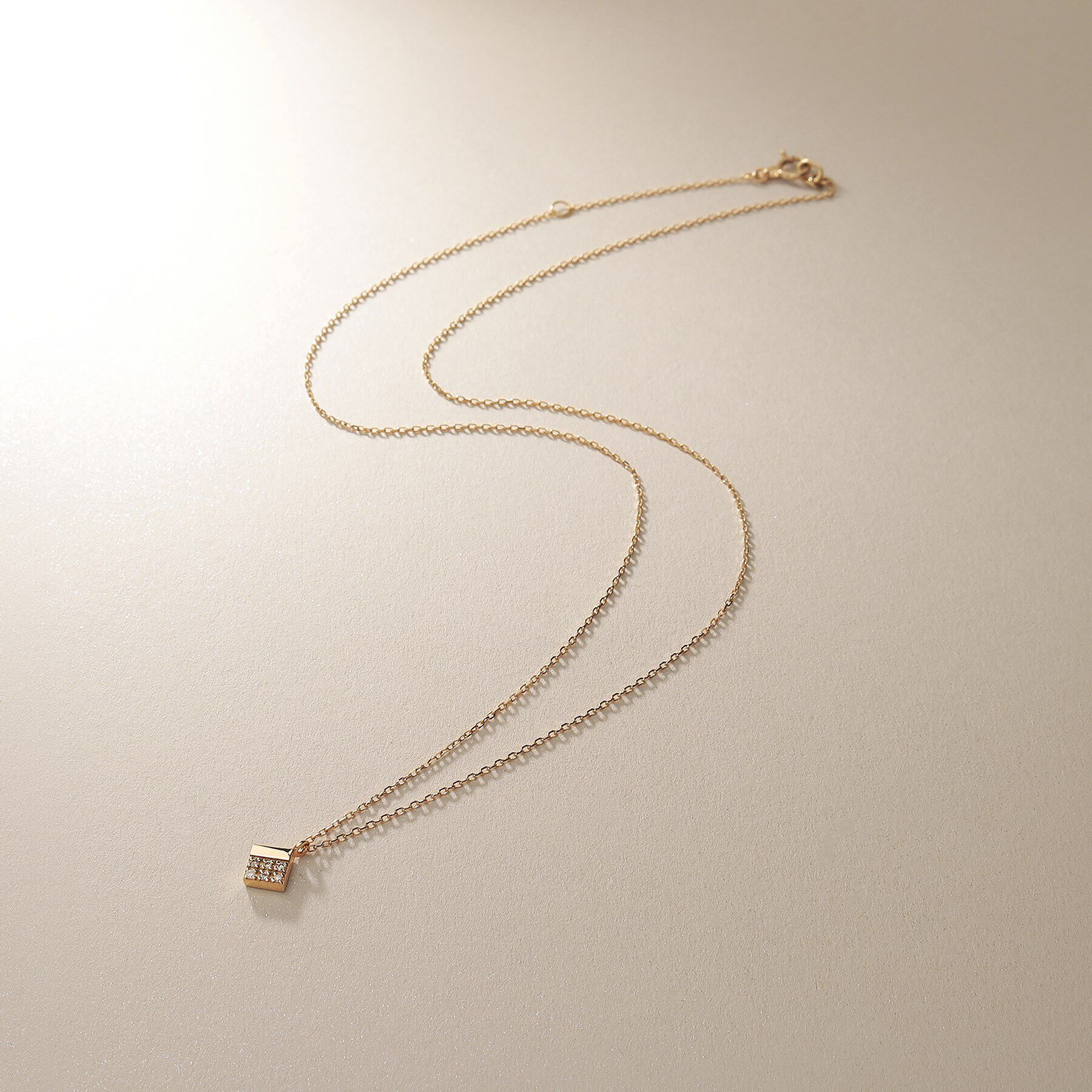 COCOSHNIK「K10ダイヤモンド ダイヤシェイプ ネックレス」|ネックレス|イエローゴールド(1