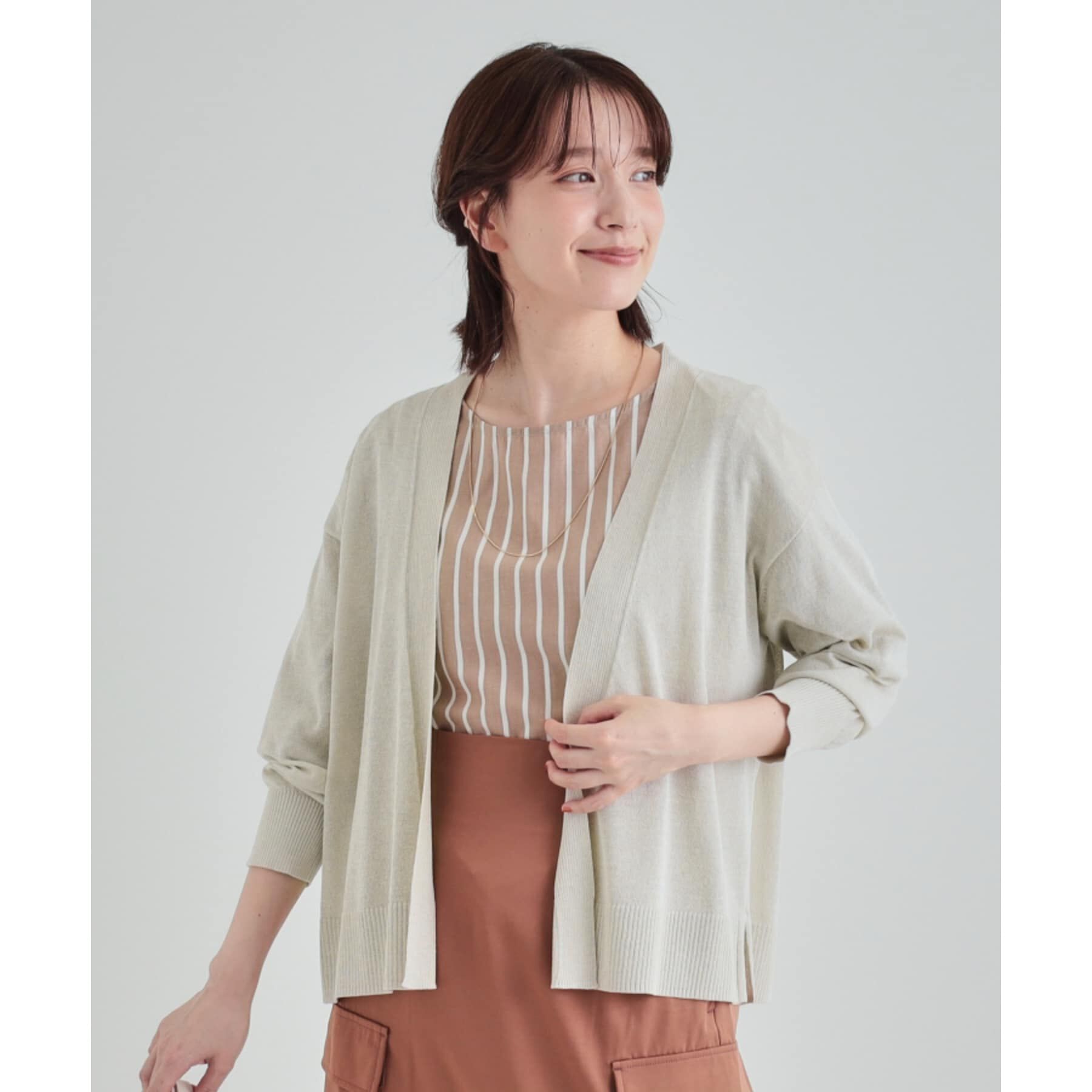 SHOO･LA･RUE「【高レビュー/洗える/8分袖/】大人のシアーカーディガン」|カーディガン|ライトベージュ(05