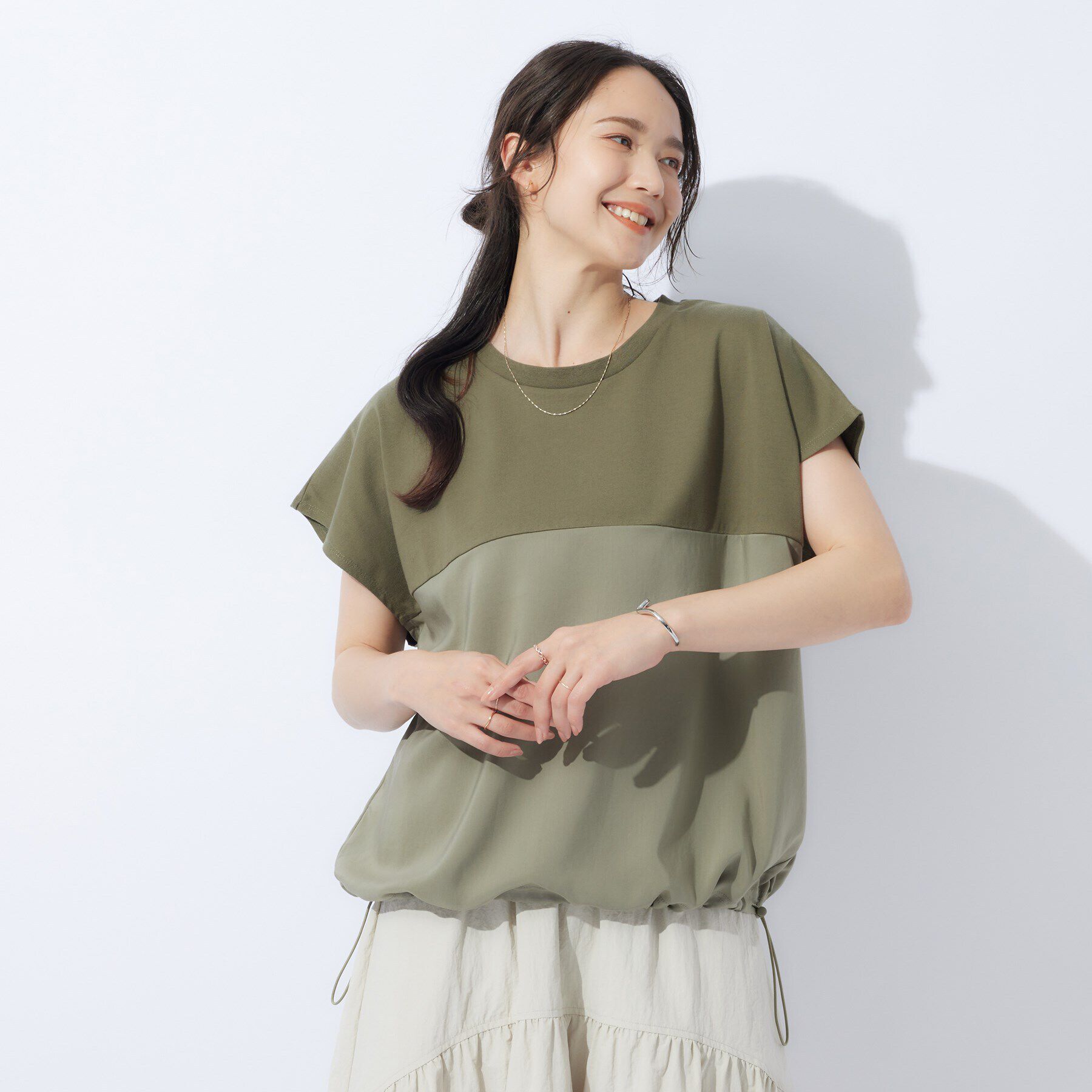 SHOO･LA･RUE「インせずサマ見え 裾ドロスト切り替えトップス」|Tシャツ・カットソー|