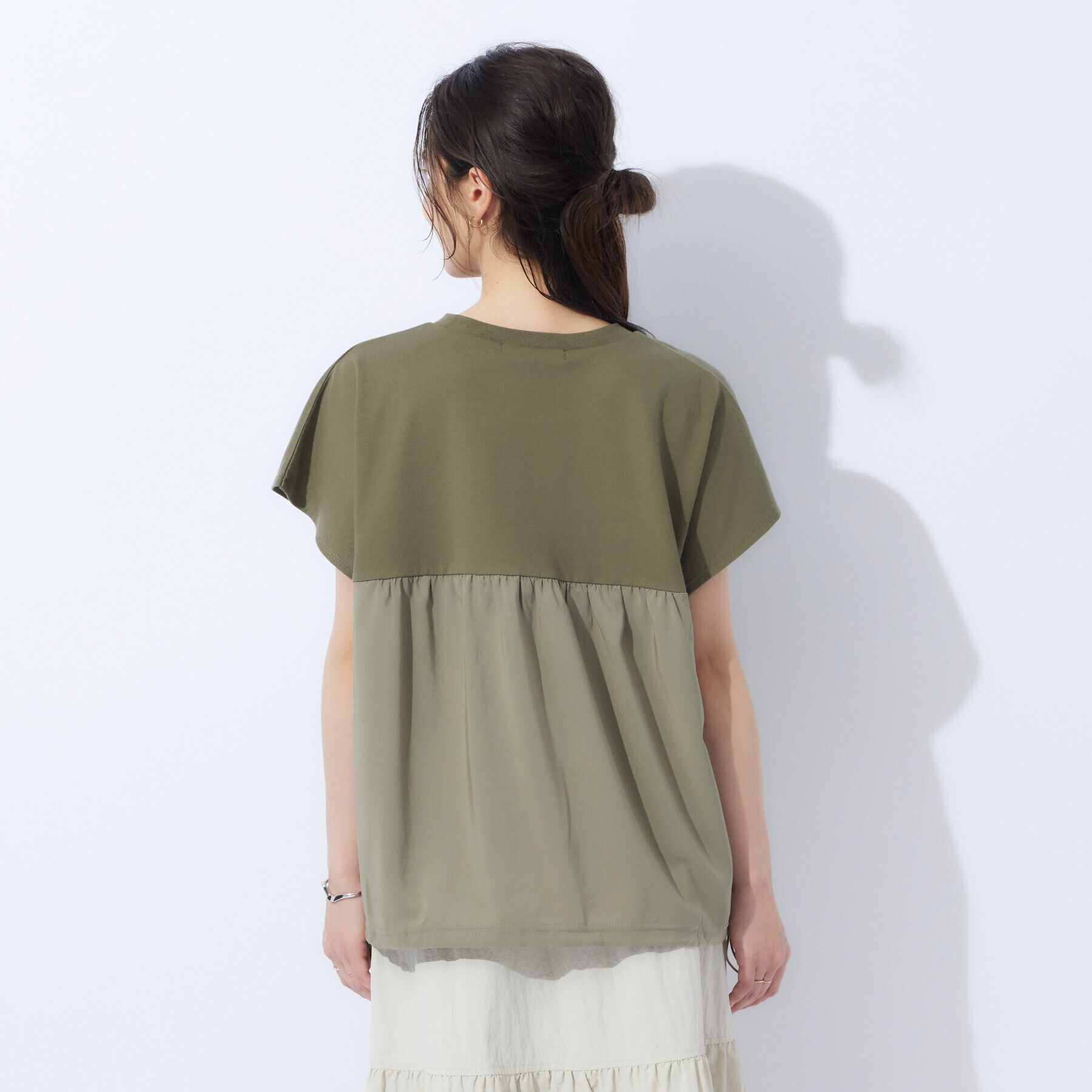 SHOO･LA･RUE「インせずサマ見え 裾ドロスト切り替えトップス」|Tシャツ・カットソー|