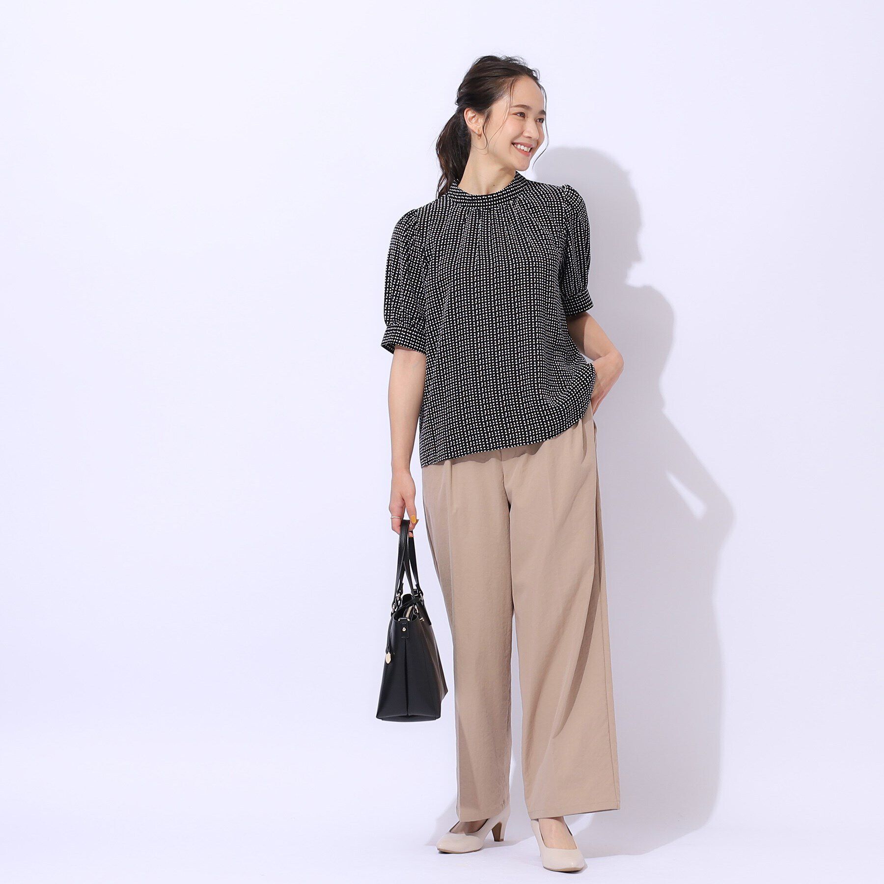 SHOO･LA･RUE「【2WAY/無理せずキレイ】リボンが華やかさをプラスする 5分袖ブラウス」|シャツ・ブラウス|