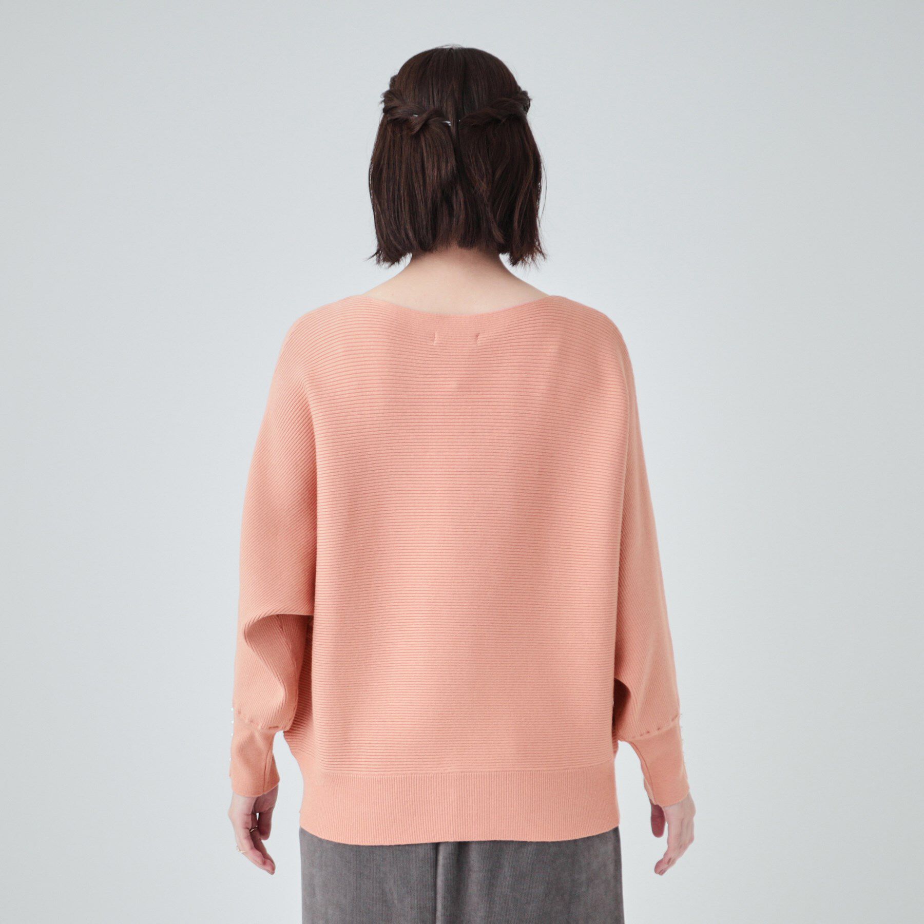 SHOO･LA･RUE「【高レビュー/洗える】優しく上品に リブドルマン お袖フェイクパールニット」|ニット・セーター|