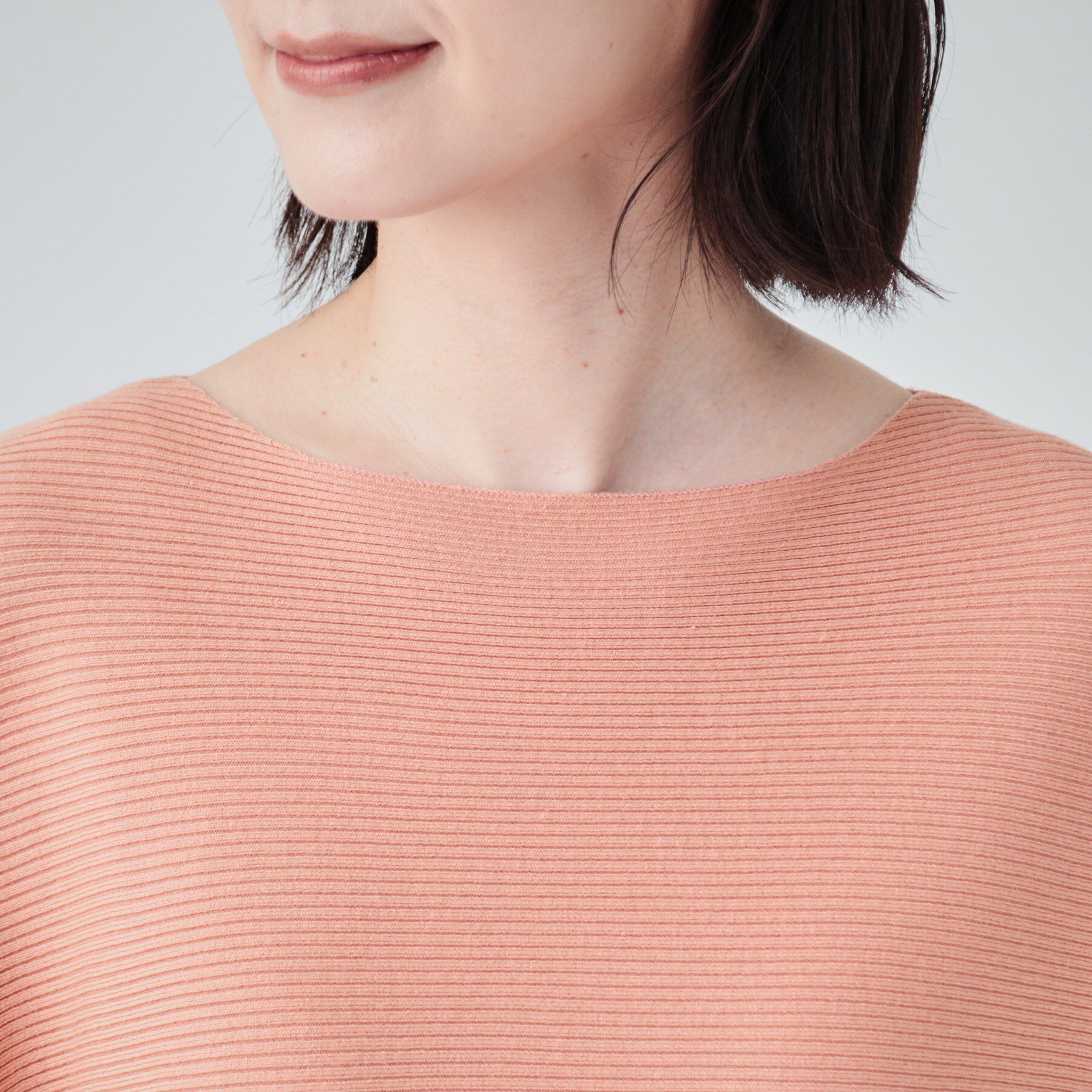 SHOO･LA･RUE「【高レビュー/洗える】優しく上品に リブドルマン お袖フェイクパールニット」|ニット・セーター|