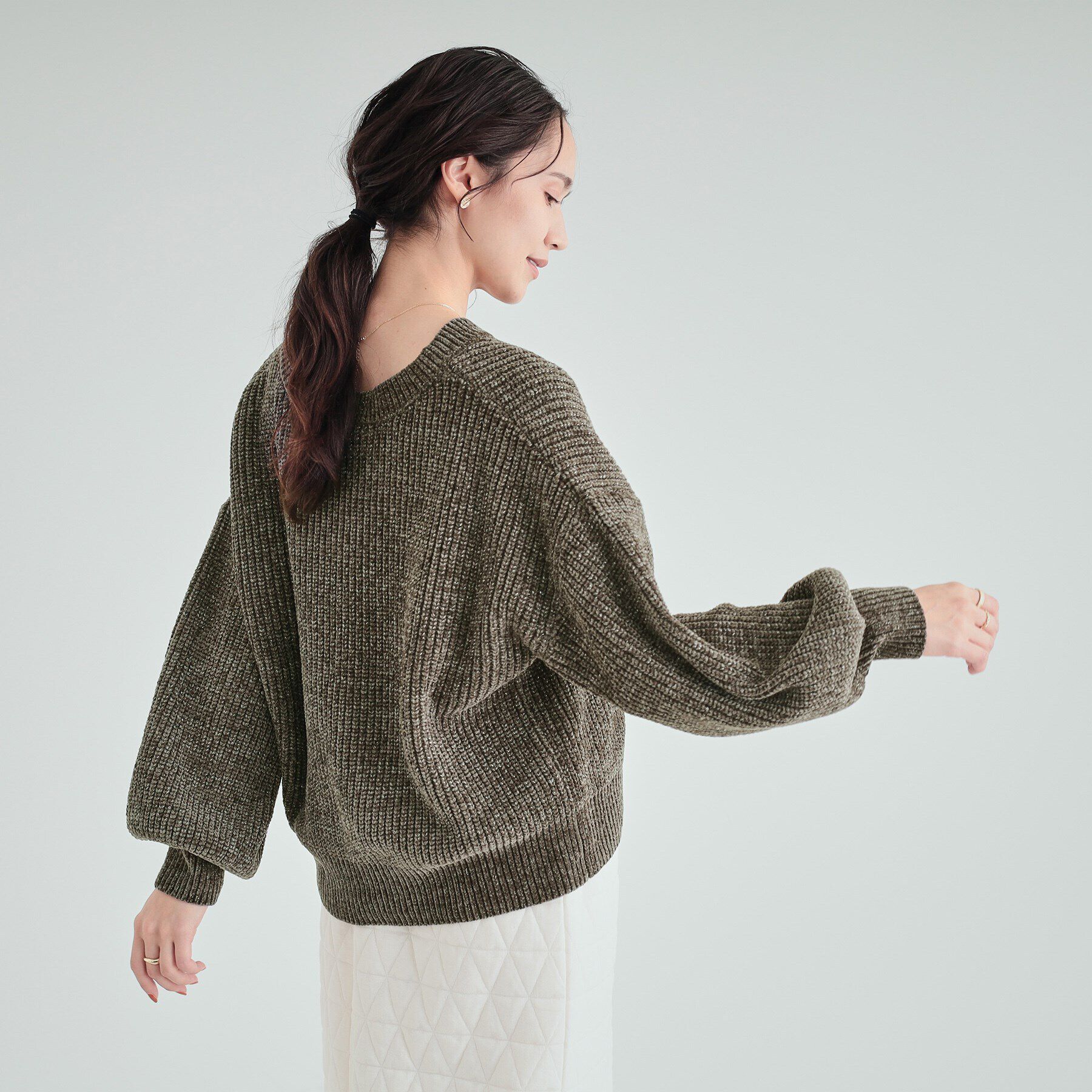 SHOO･LA･RUE「【S-LL/前後2WAY】大人のゆるさが魅力 ベロア風ラメモールニット」|ニット・セーター|