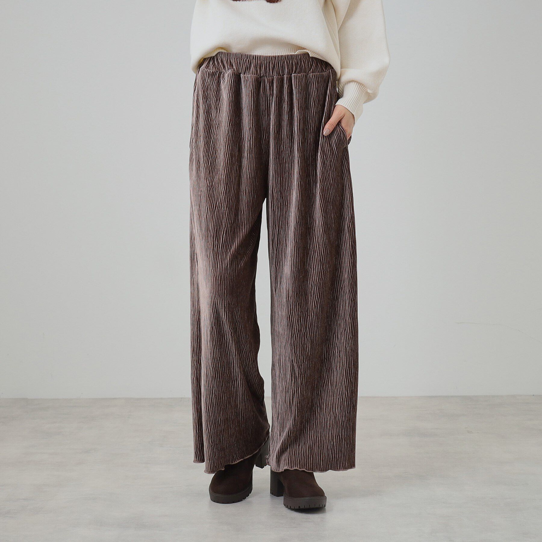 SHOO･LA･RUE「【S-LL】クラッシュベロア調 ランダムプリーツ イージーパンツ」|その他|