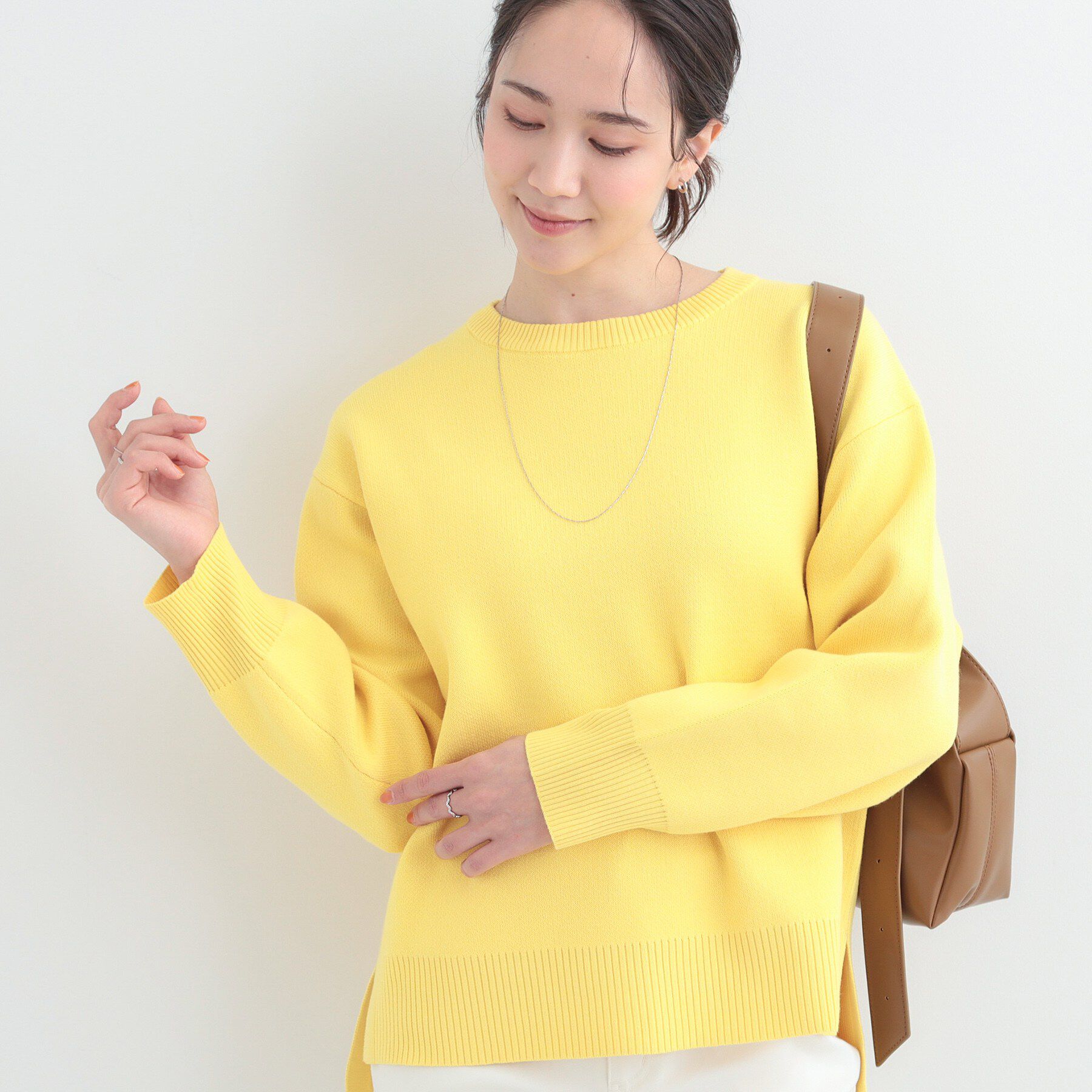 SHOO･LA･RUE「【S-LL/洗濯機可/体型カバー】コットン混で肌当たりがよい スウェットライクニット」|ニット・セーター|イエロー(031)