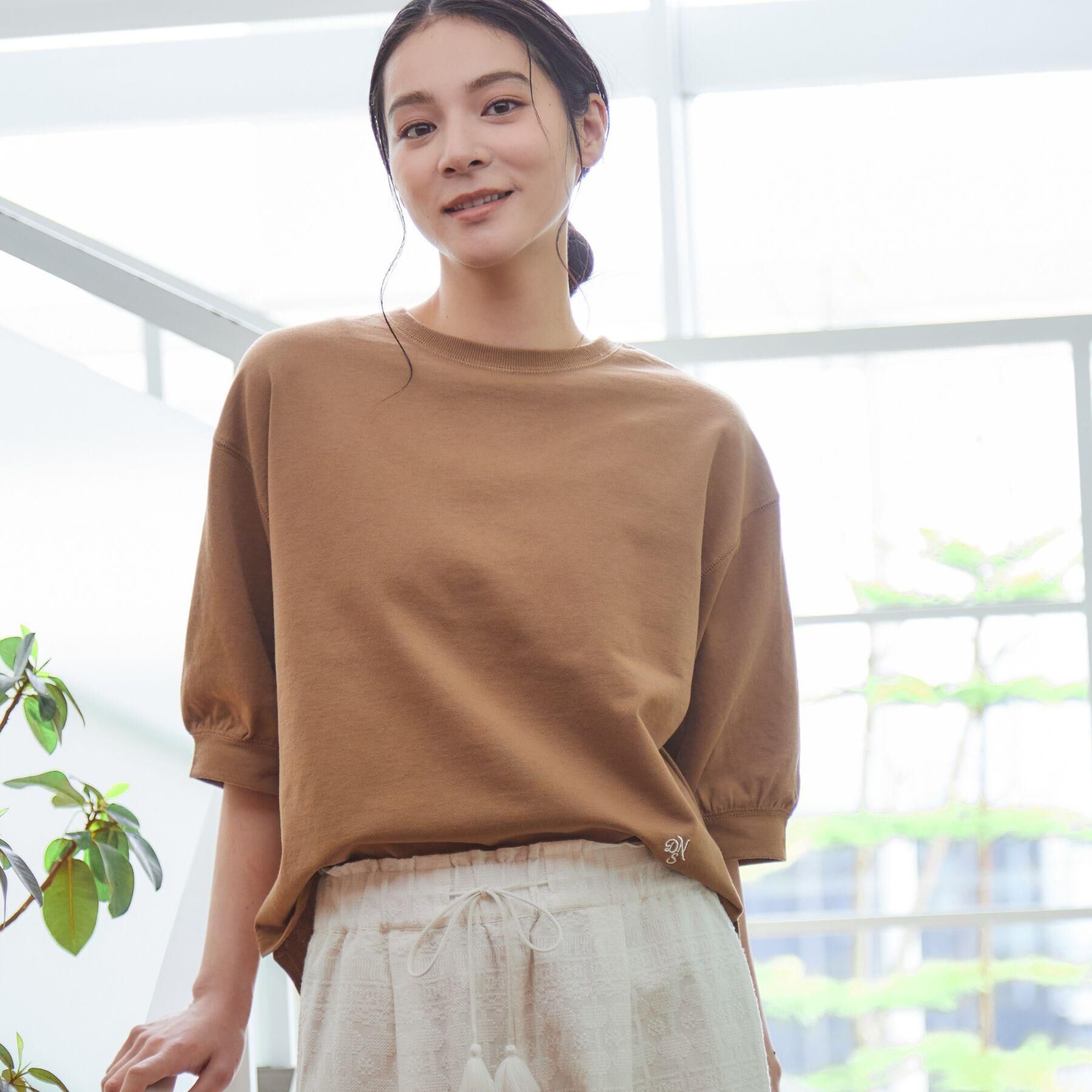 Dessin「【360度可愛い・洗える】バックヘンリーカットソー（5分袖/XS～L）」|Tシャツ・カットソー|