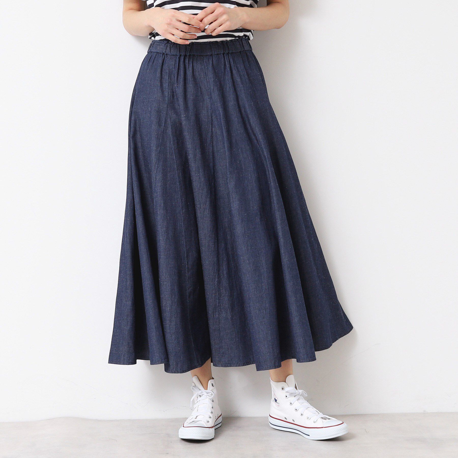 Dessin「【ウエストゴム・洗える】綿麻デニムフレアースカート」|スカート|ネイビー(094)