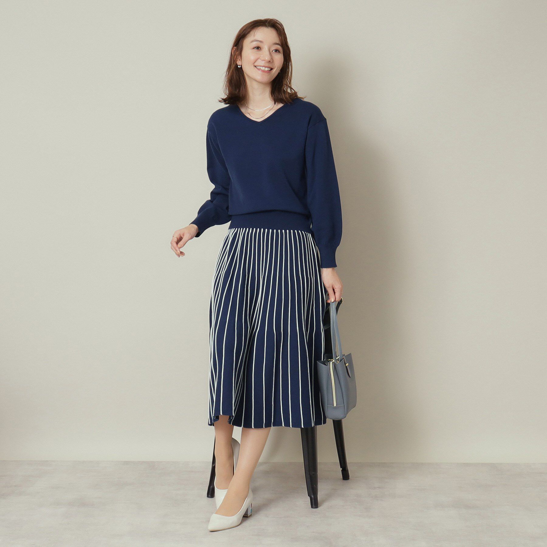 ITS&rsquo;DEMO「【通勤／手洗い可】Vネック&times;フレアスカートセットアップ」|スーツ|