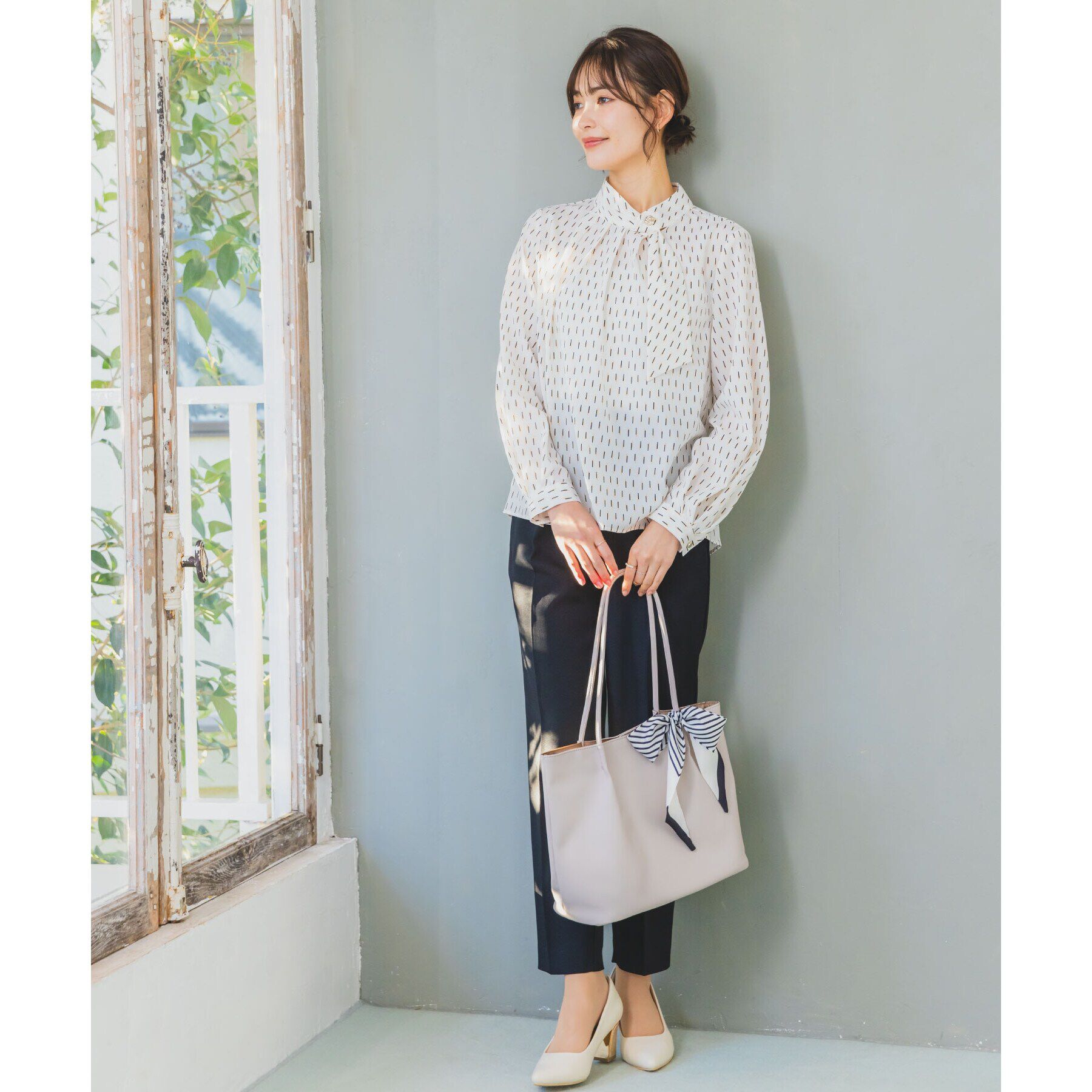 ITS&rsquo;DEMO「【通勤／手洗い可】幾何柄ボウタイブラウス」|シャツ・ブラウス|