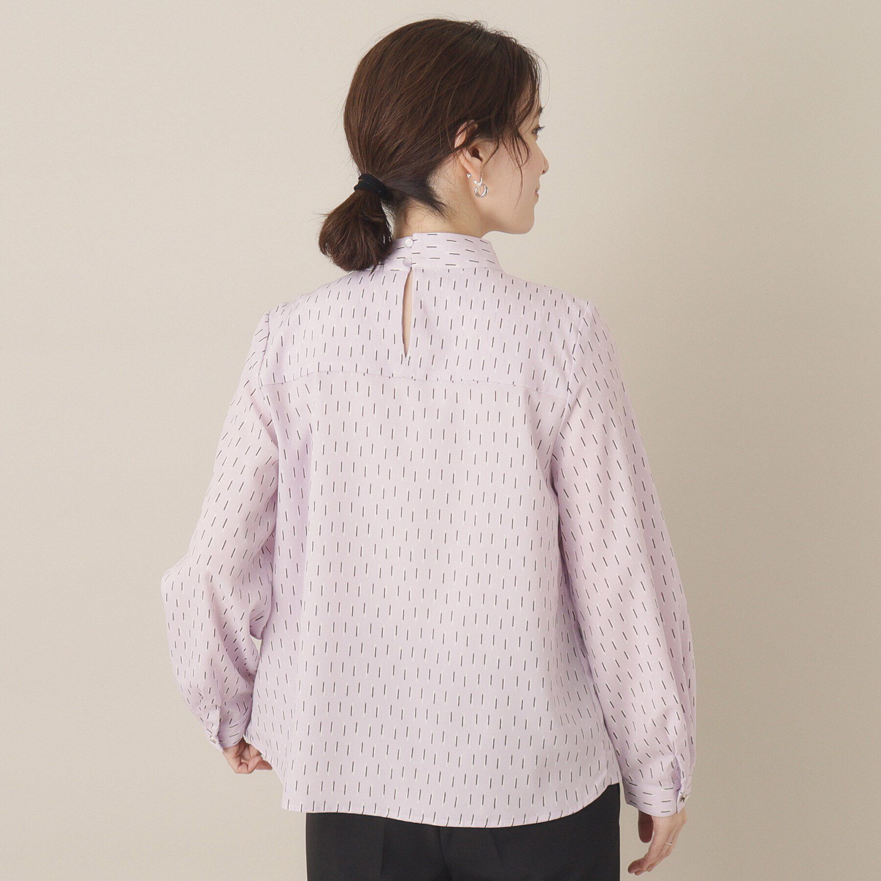 ITS&rsquo;DEMO「【通勤／手洗い可】幾何柄ボウタイブラウス」|シャツ・ブラウス|