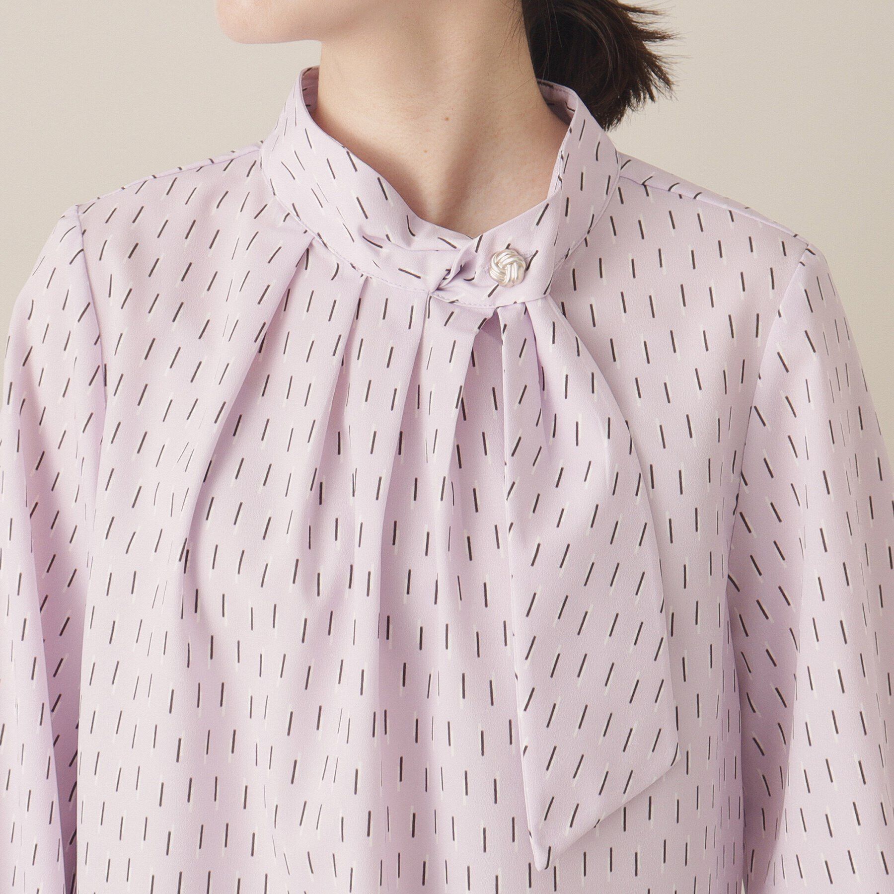 ITS&rsquo;DEMO「【通勤／手洗い可】幾何柄ボウタイブラウス」|シャツ・ブラウス|