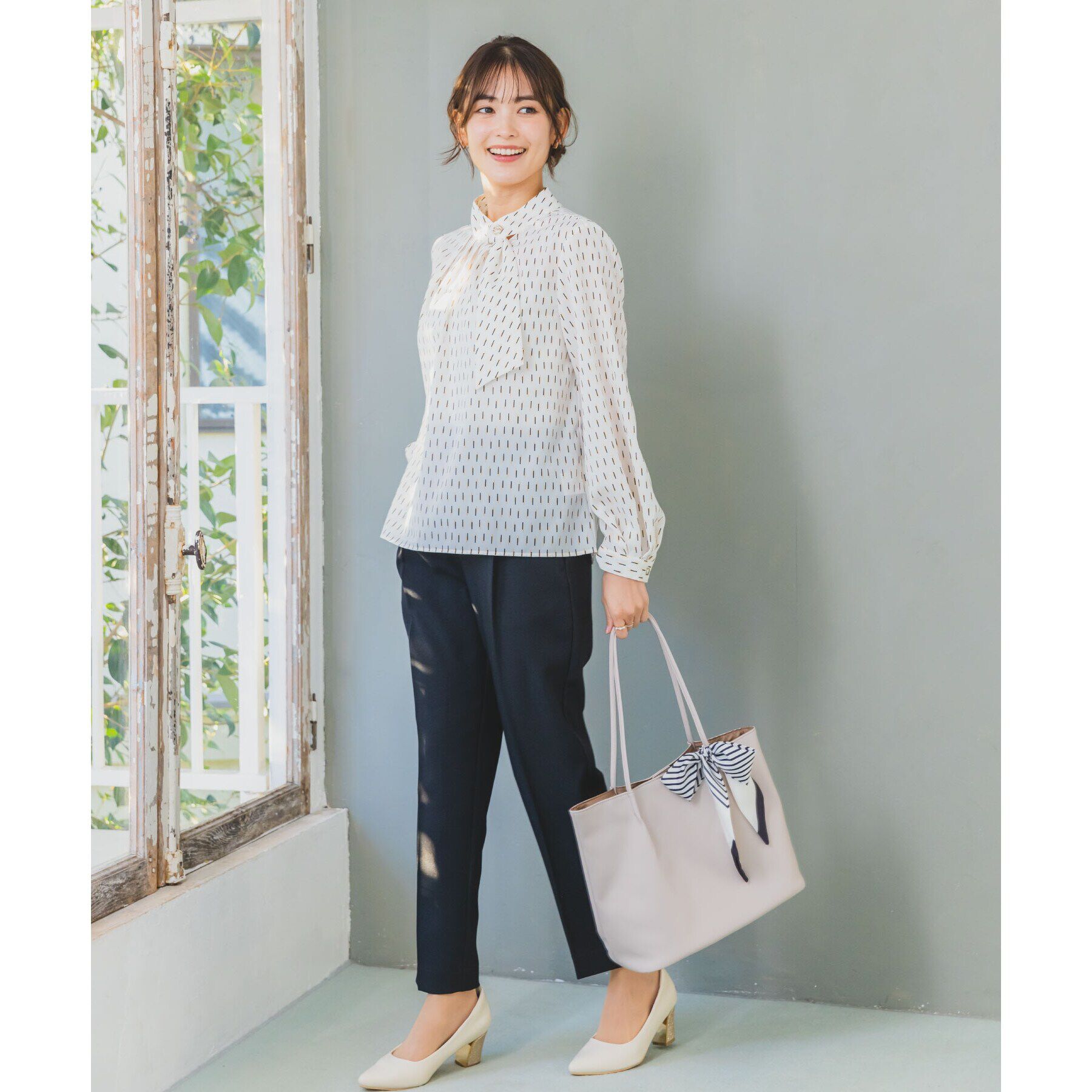 ITS&rsquo;DEMO「【通勤／手洗い可】幾何柄ボウタイブラウス」|シャツ・ブラウス|