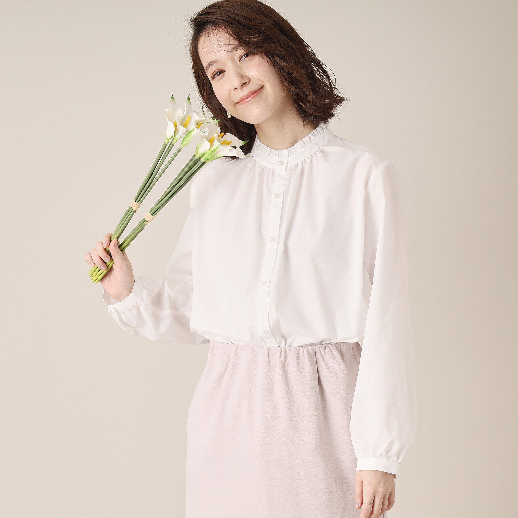 ITS&rsquo;DEMO「【通勤／手洗い可】パール調ボタン前開きブラウス」|シャツ・ブラウス|