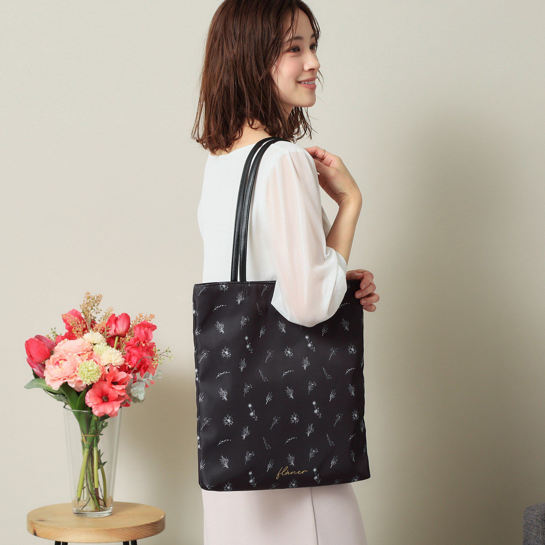 ITS&rsquo;DEMO「【A4対応】花柄薄マチトート」|トートバッグ|