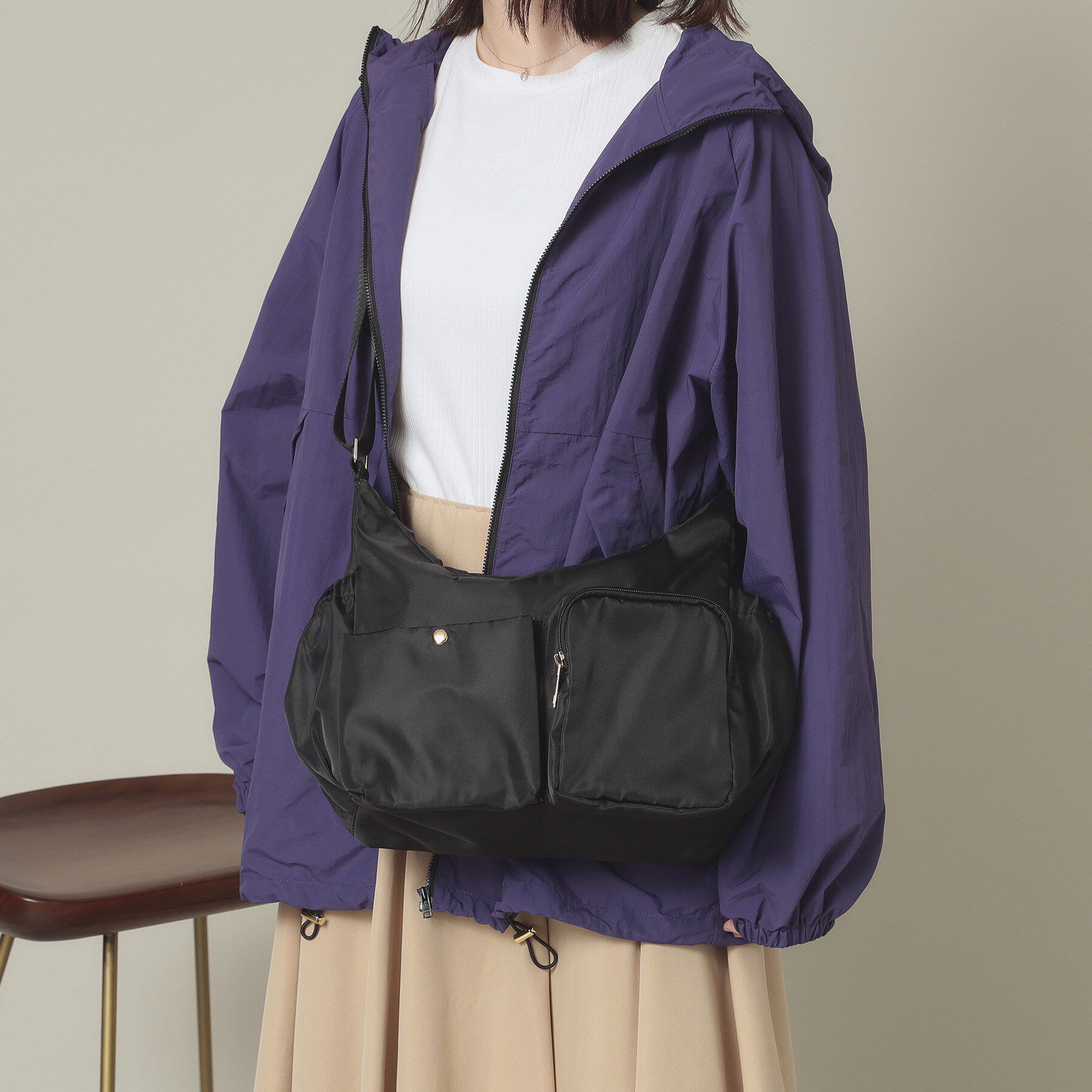 ITS&rsquo;DEMO「【旅行に】ツイル8ポケットショルダー」|ショルダー・メッセンジャー|ブラック(019)