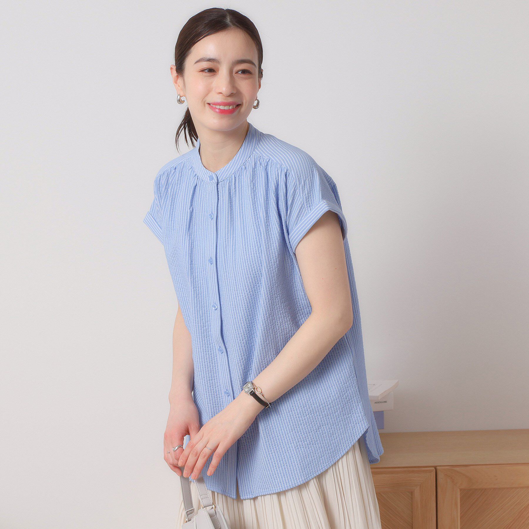 ITS&rsquo;DEMO「【洗濯機OK／洗濯後しわになりにくい】カットサッカー前開きプルオーバー」|シャツ・ブラウス|