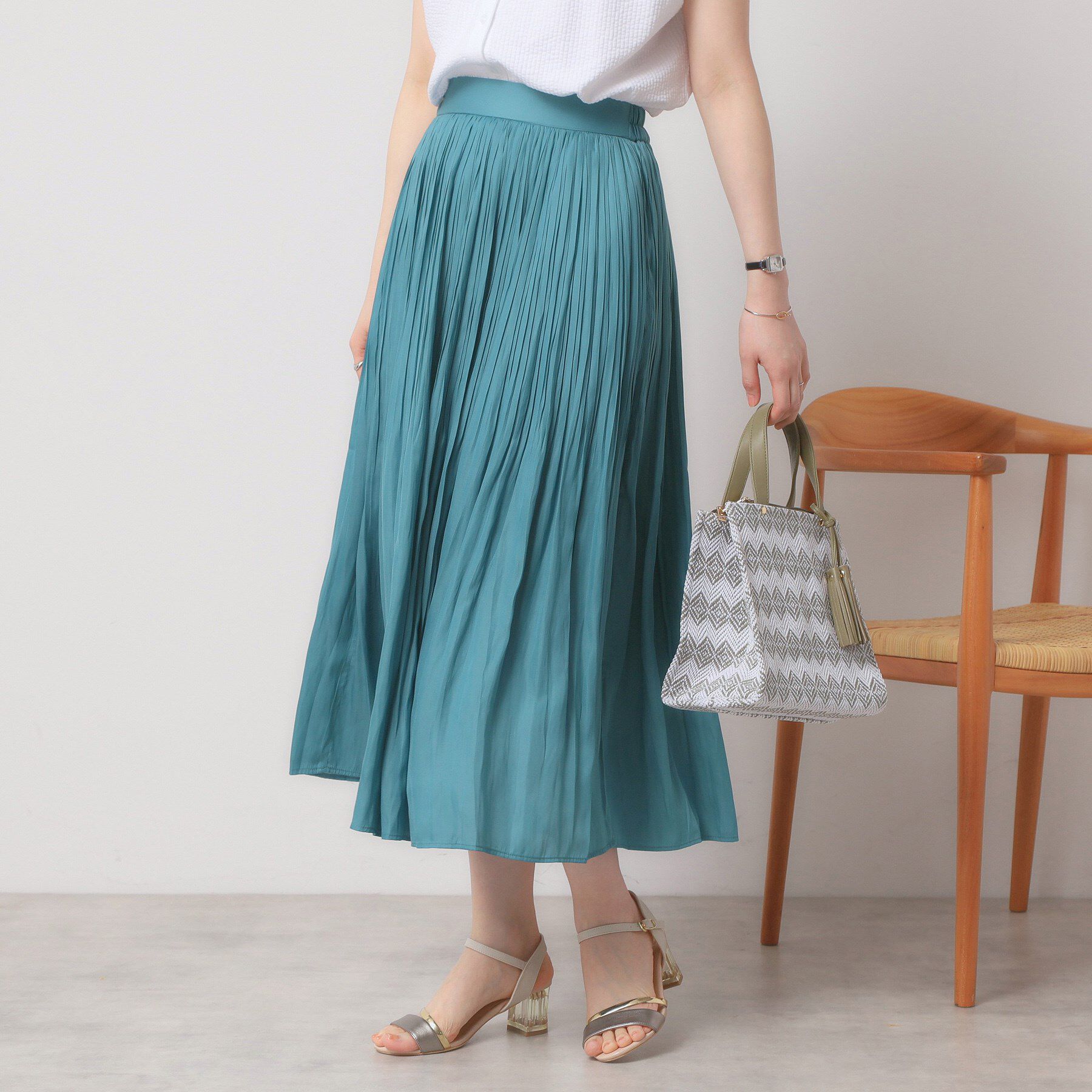 ITS&rsquo;DEMO「【手洗い可／ウエストゴム】サテンプリーツスカート」|スカート|