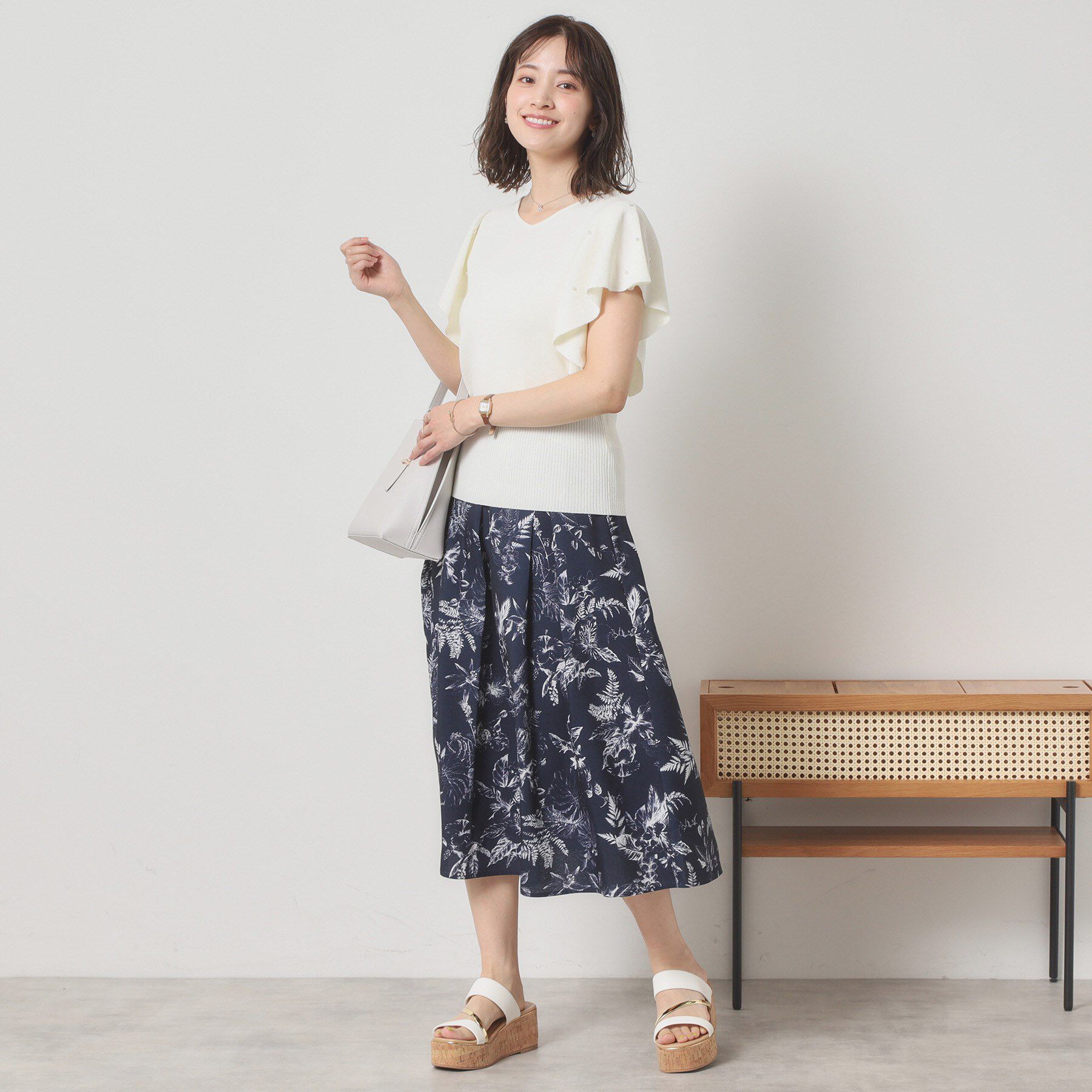 ITS&rsquo;DEMO「【清涼感／ウエスト後ろゴム／手洗い可】麻調花柄タックスカート」|スカート|