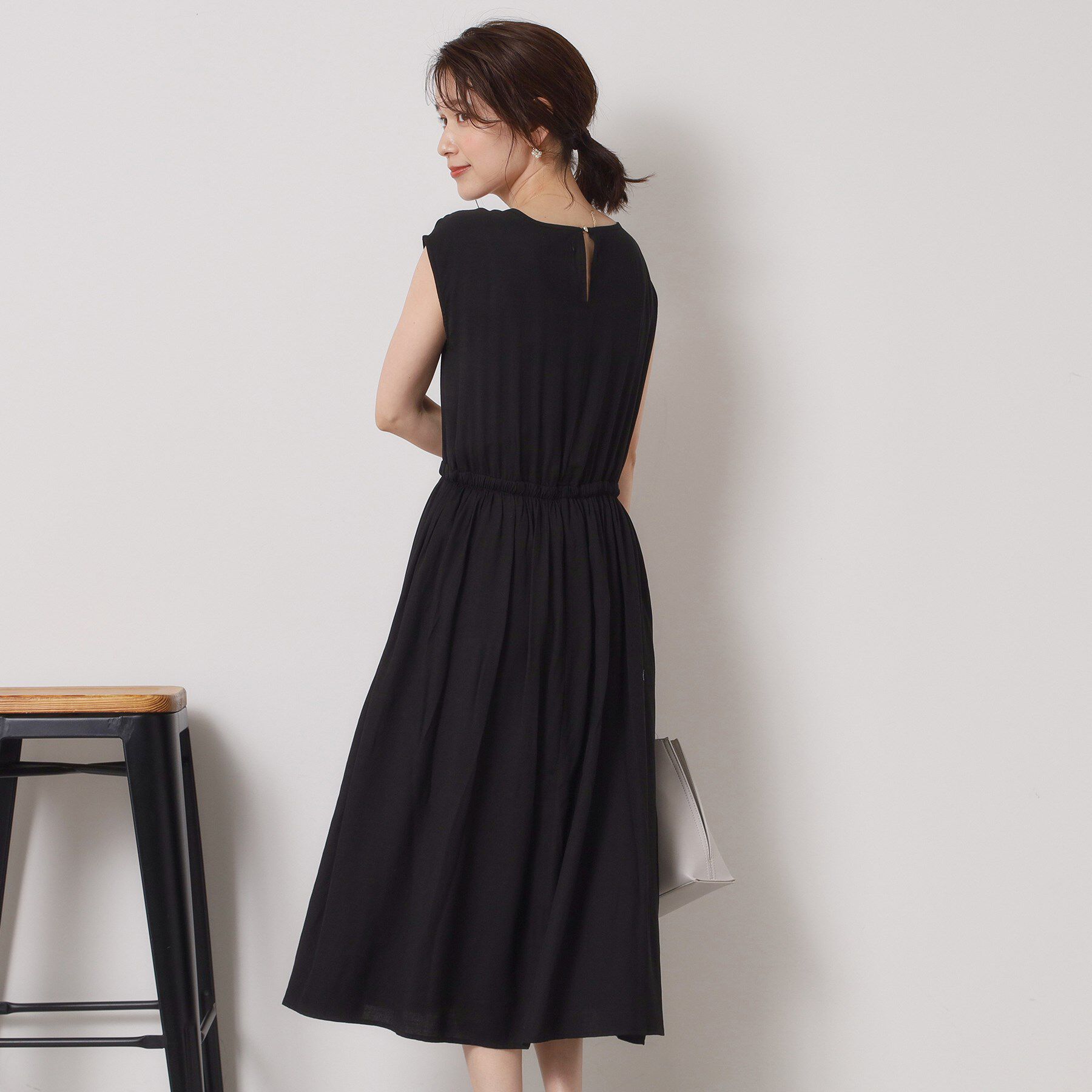 ITS&rsquo;DEMO「【さらりタッチ／手洗い可】強撚スラブブラウジングワンピース」|ワンピース|